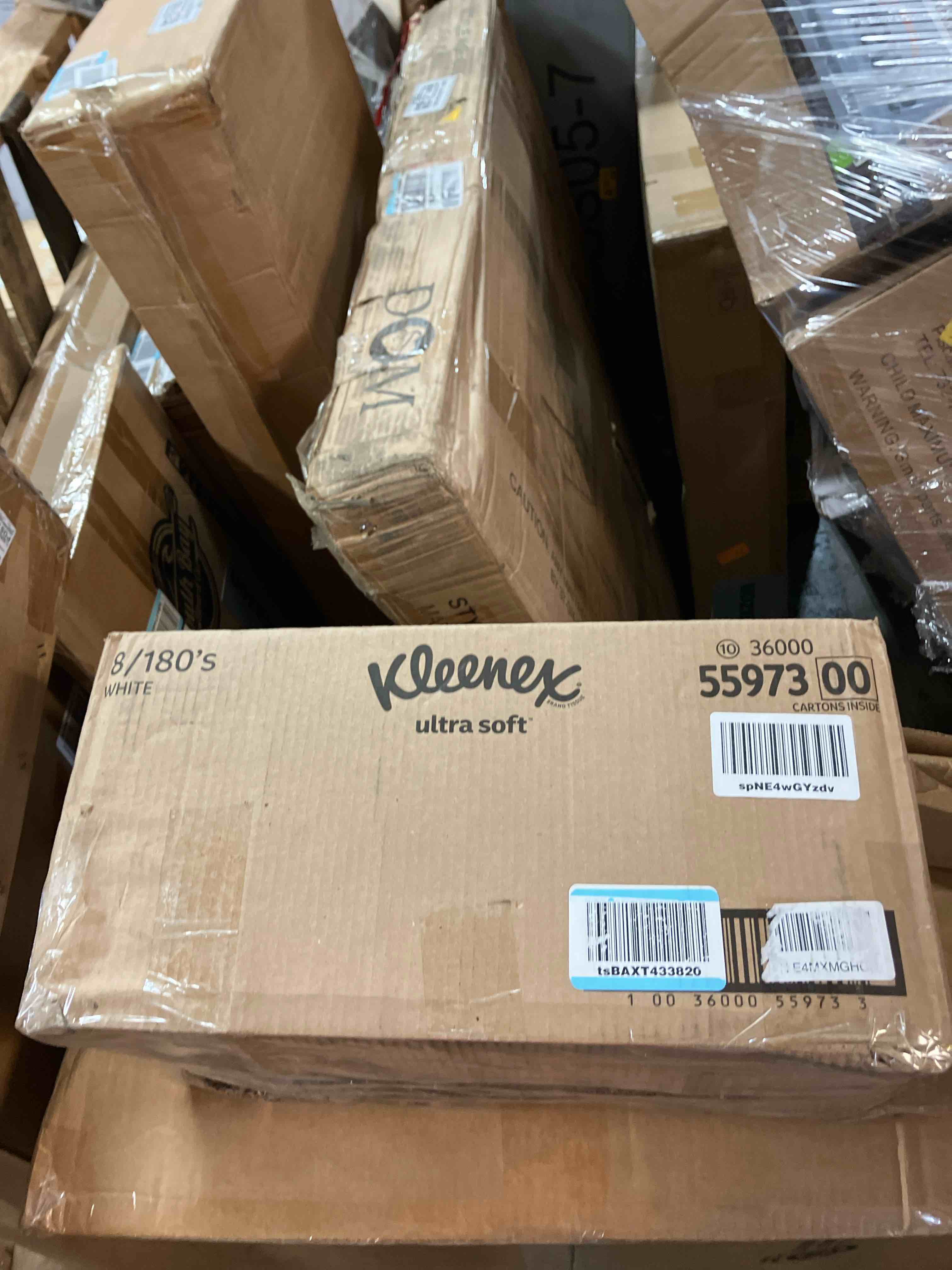 https://s3.amazonaws.com/lotting-images-prod/phillipi/RED3764641_1743001674496.jpeg