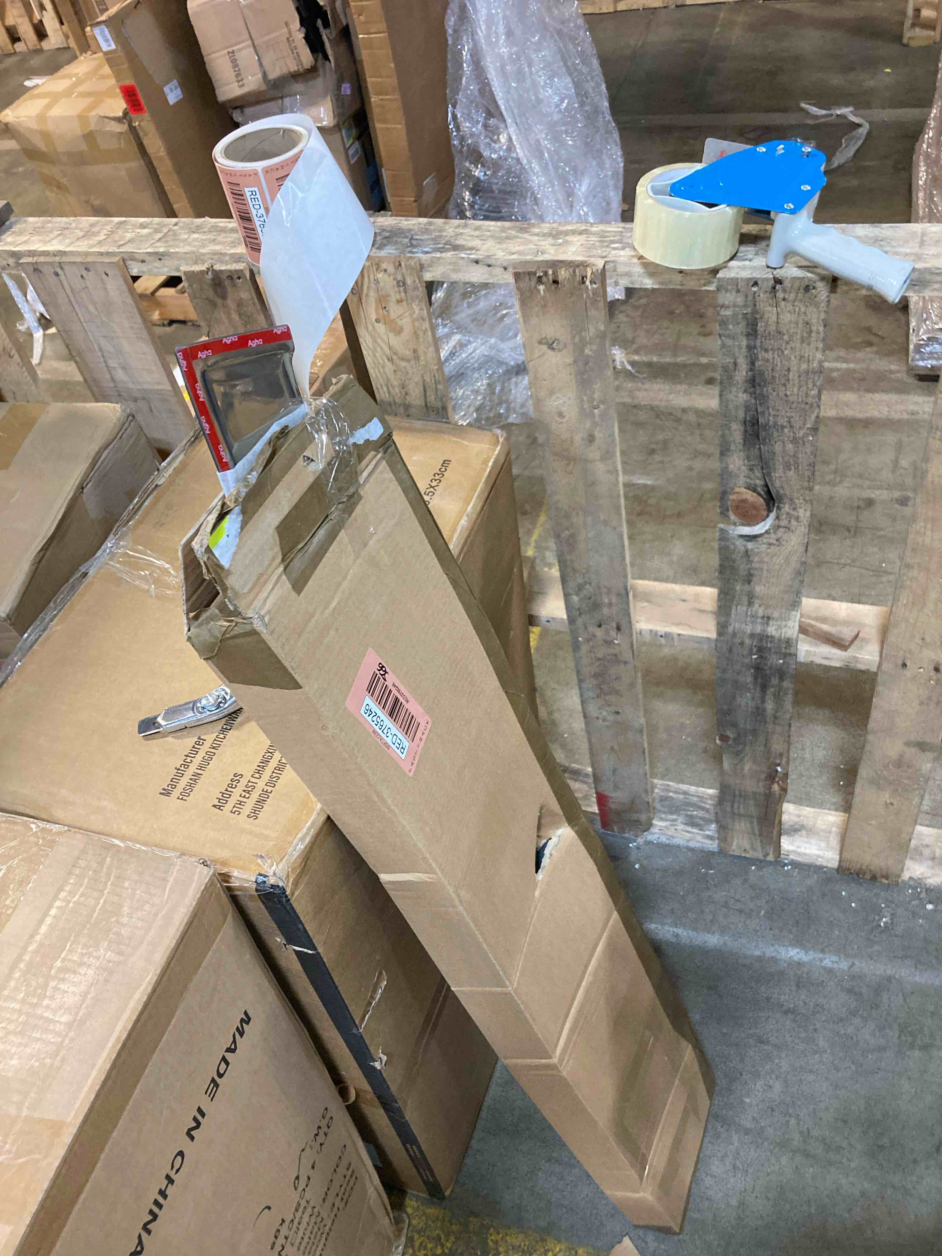 https://s3.amazonaws.com/lotting-images-prod/phillipi/RED3765246_1744737161844.jpeg