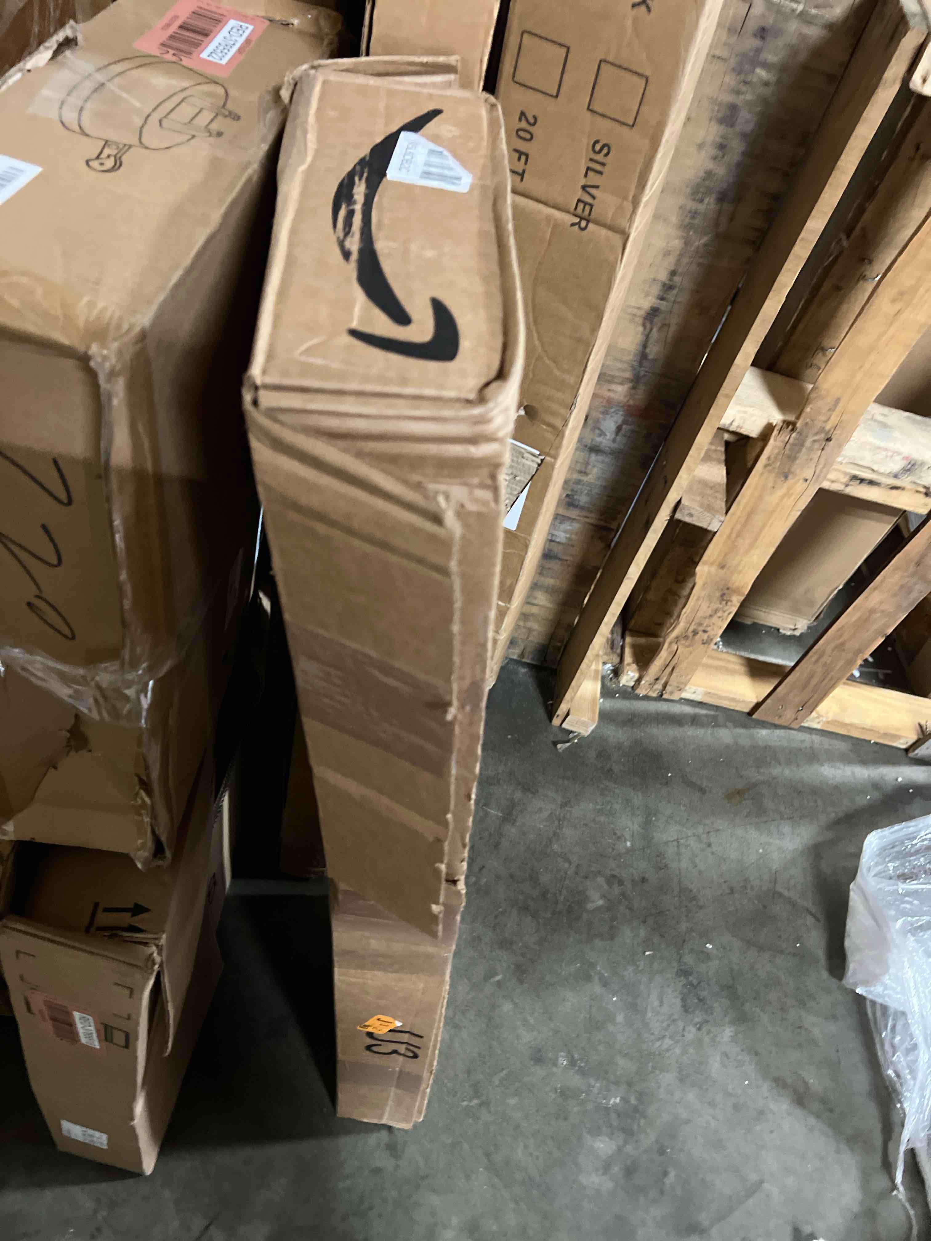 https://s3.amazonaws.com/lotting-images-prod/phillipi/RED3765524_1737204527460.jpeg