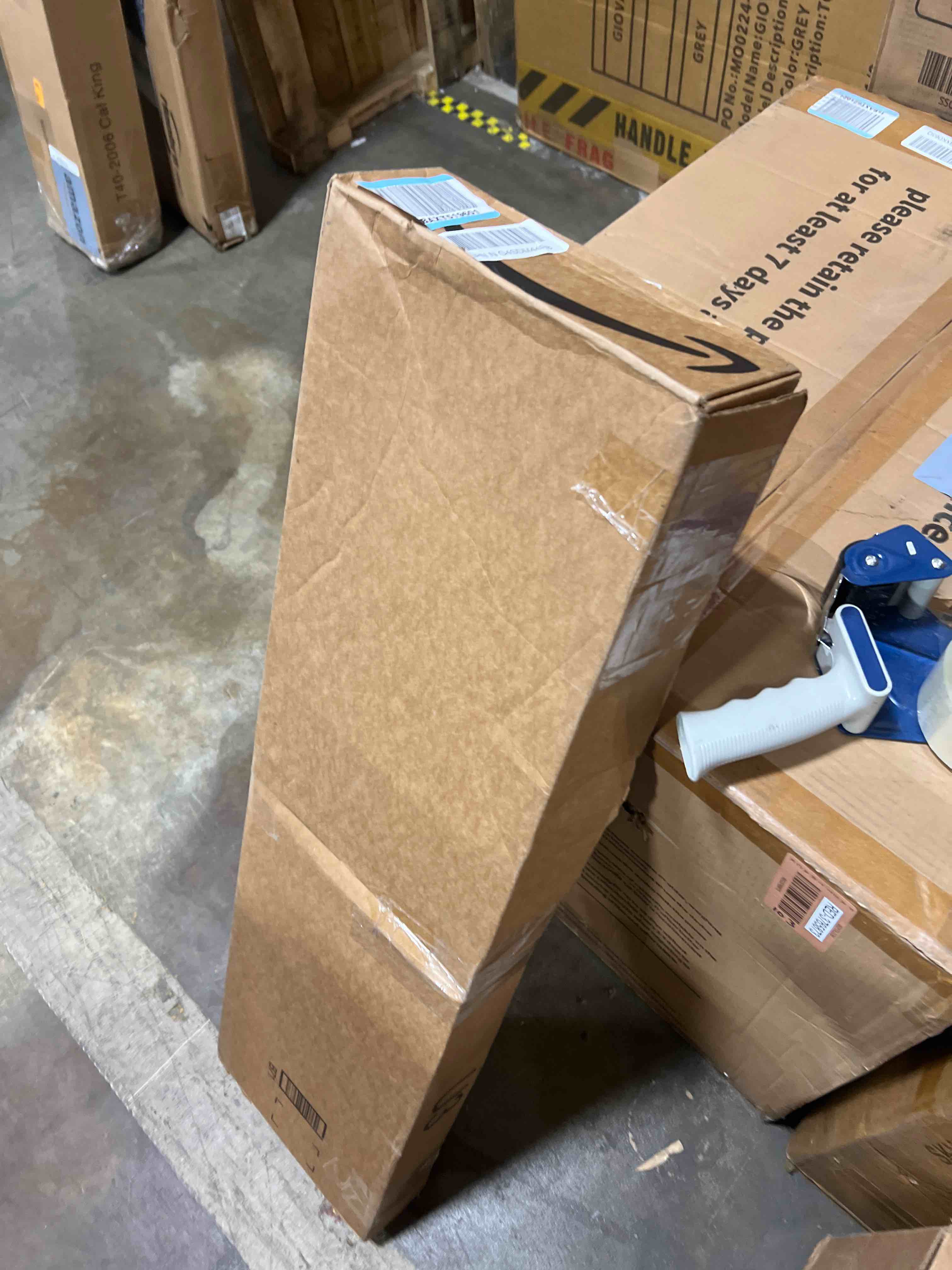 https://s3.amazonaws.com/lotting-images-prod/phillipi/RED3765874_1737565740709.jpeg