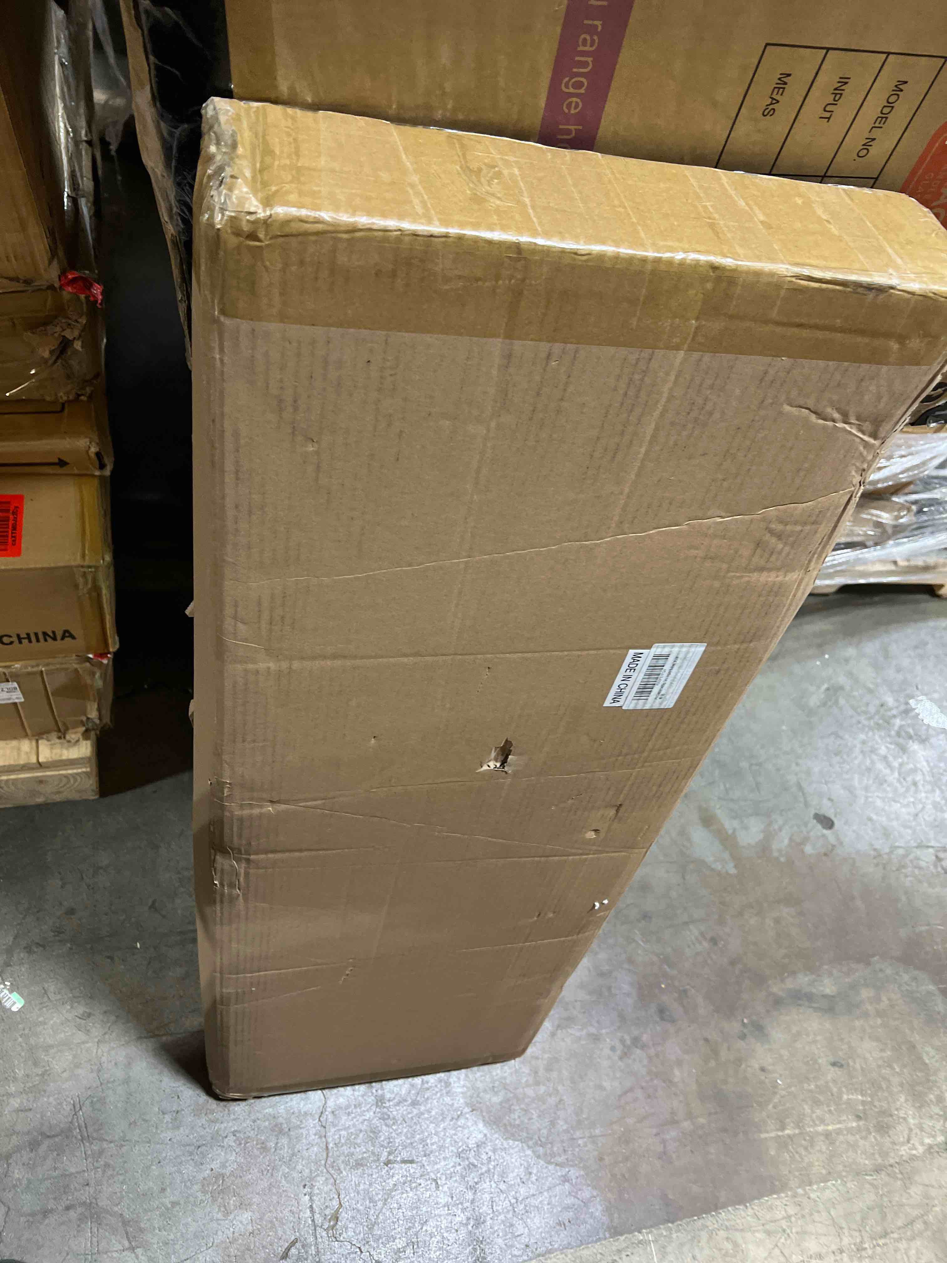 https://s3.amazonaws.com/lotting-images-prod/phillipi/RED3765909_1737570441248.jpeg