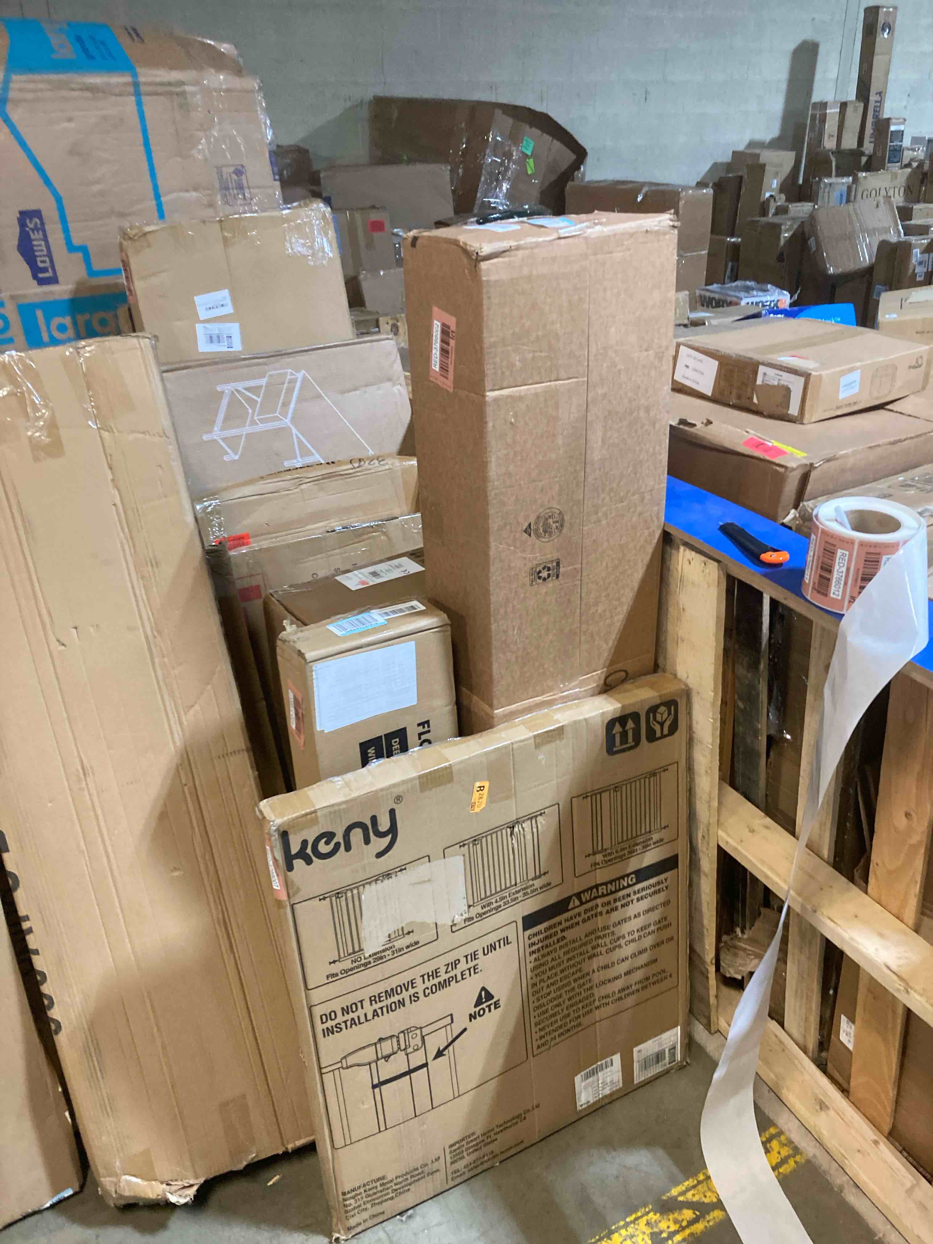 https://s3.amazonaws.com/lotting-images-prod/phillipi/RED3766007_1737742638052.jpeg
