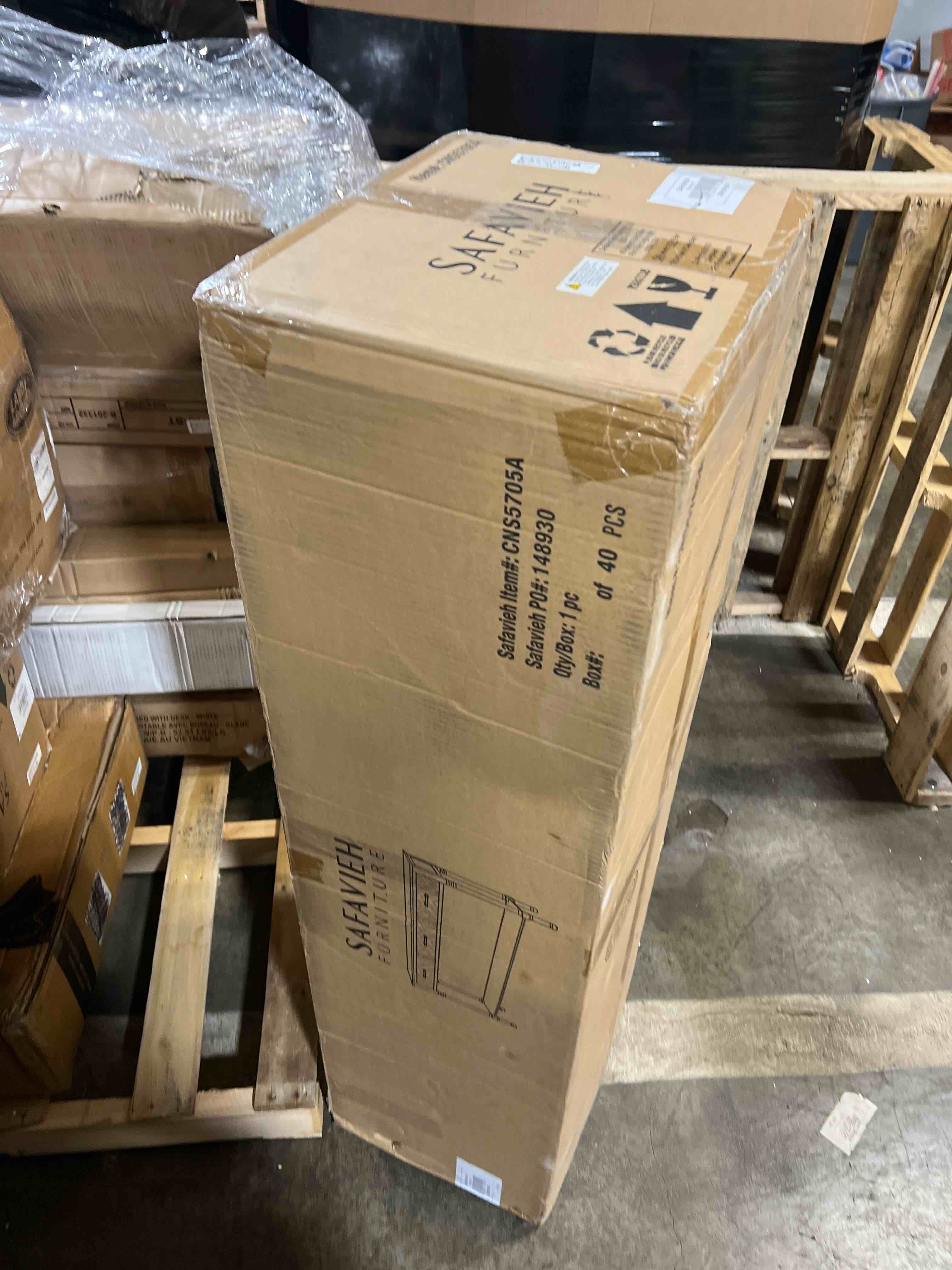 https://s3.amazonaws.com/lotting-images-prod/phillipi/RED3766287_1738165304607.jpeg