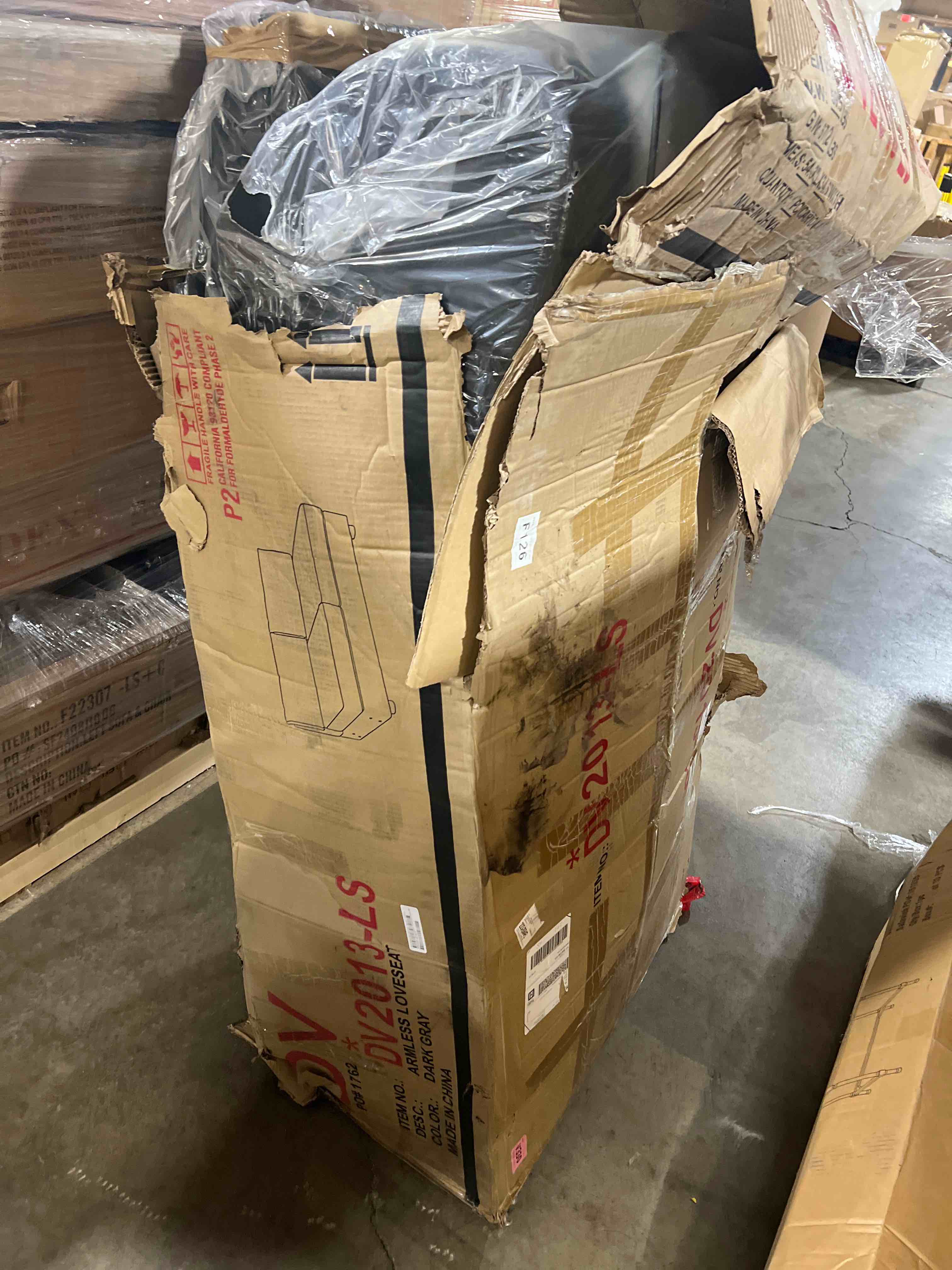 https://s3.amazonaws.com/lotting-images-prod/phillipi/RED3766288_1738165539398.jpeg