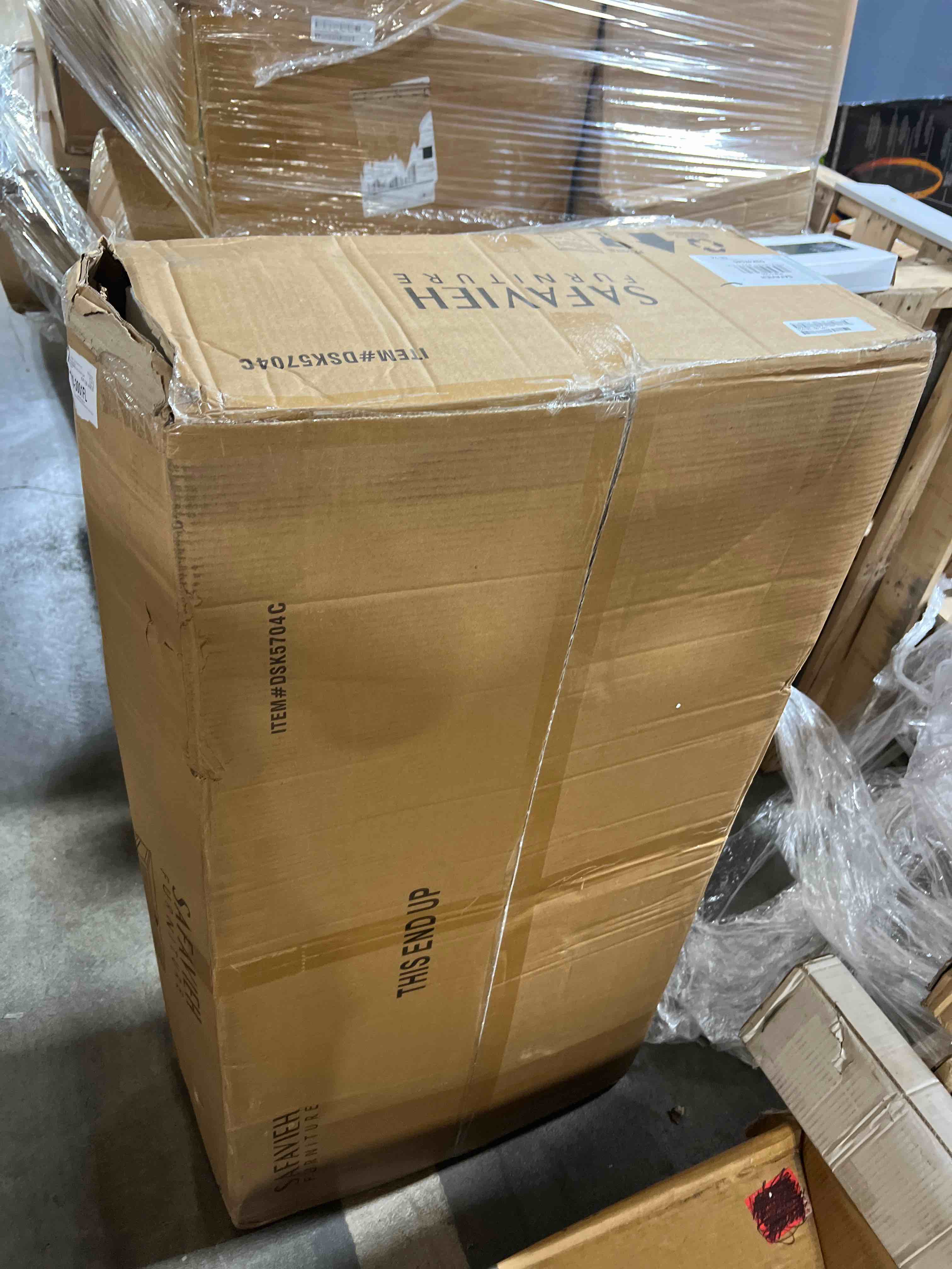 https://s3.amazonaws.com/lotting-images-prod/phillipi/RED3766291_1738165816679.jpeg