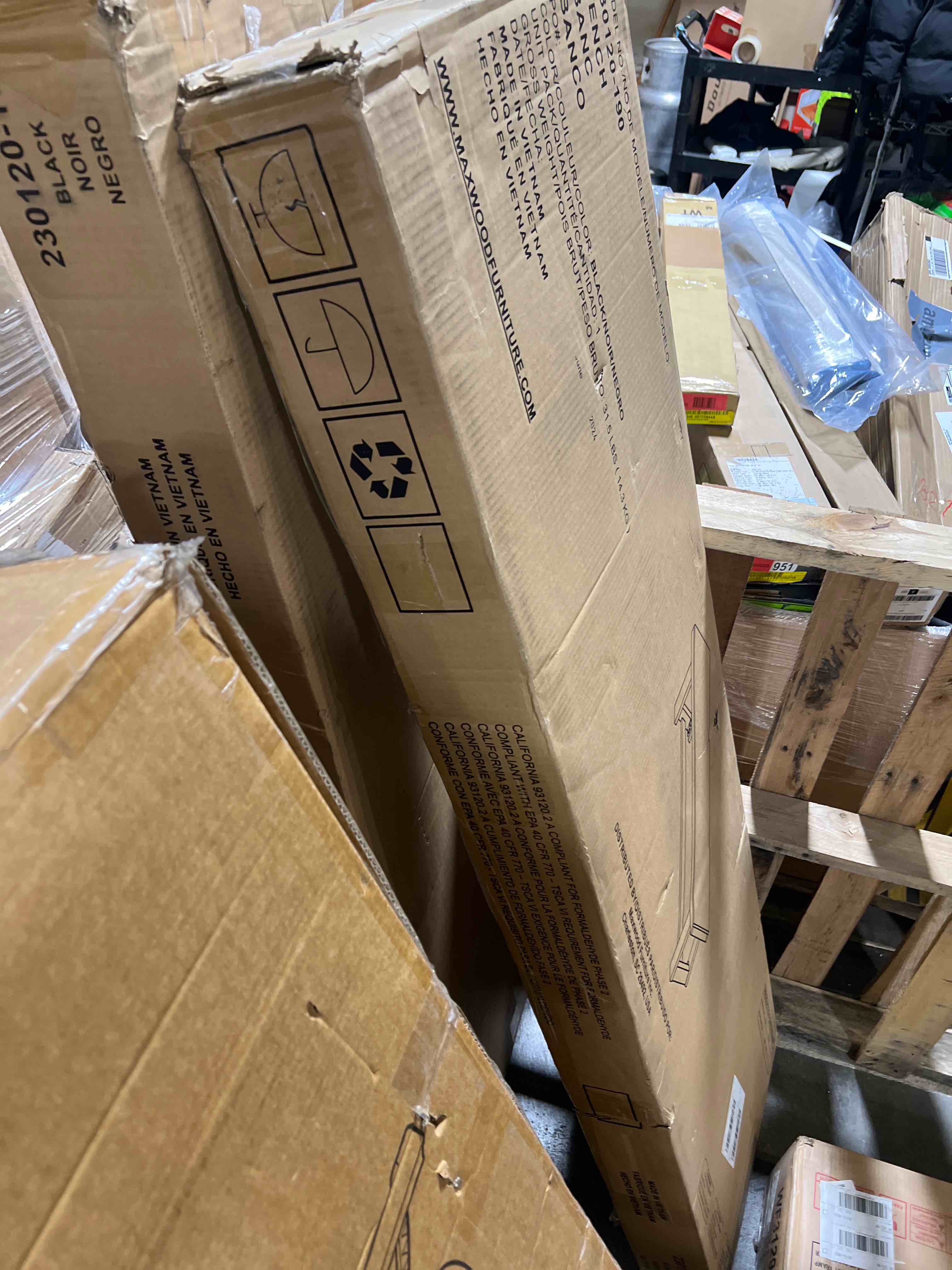 https://s3.amazonaws.com/lotting-images-prod/phillipi/RED3766293_1738166109099.jpeg