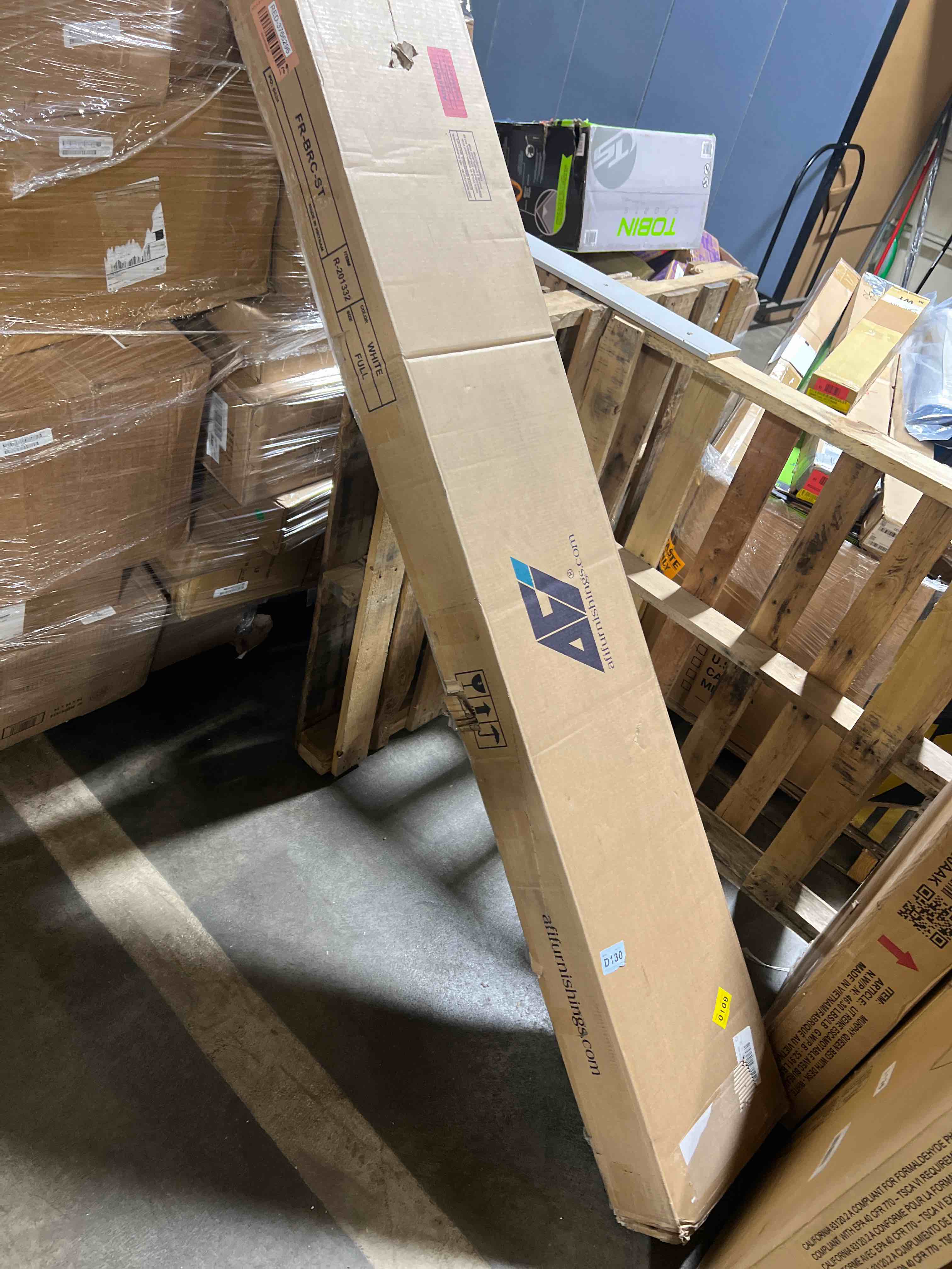 https://s3.amazonaws.com/lotting-images-prod/phillipi/RED3766296_1738166618827.jpeg