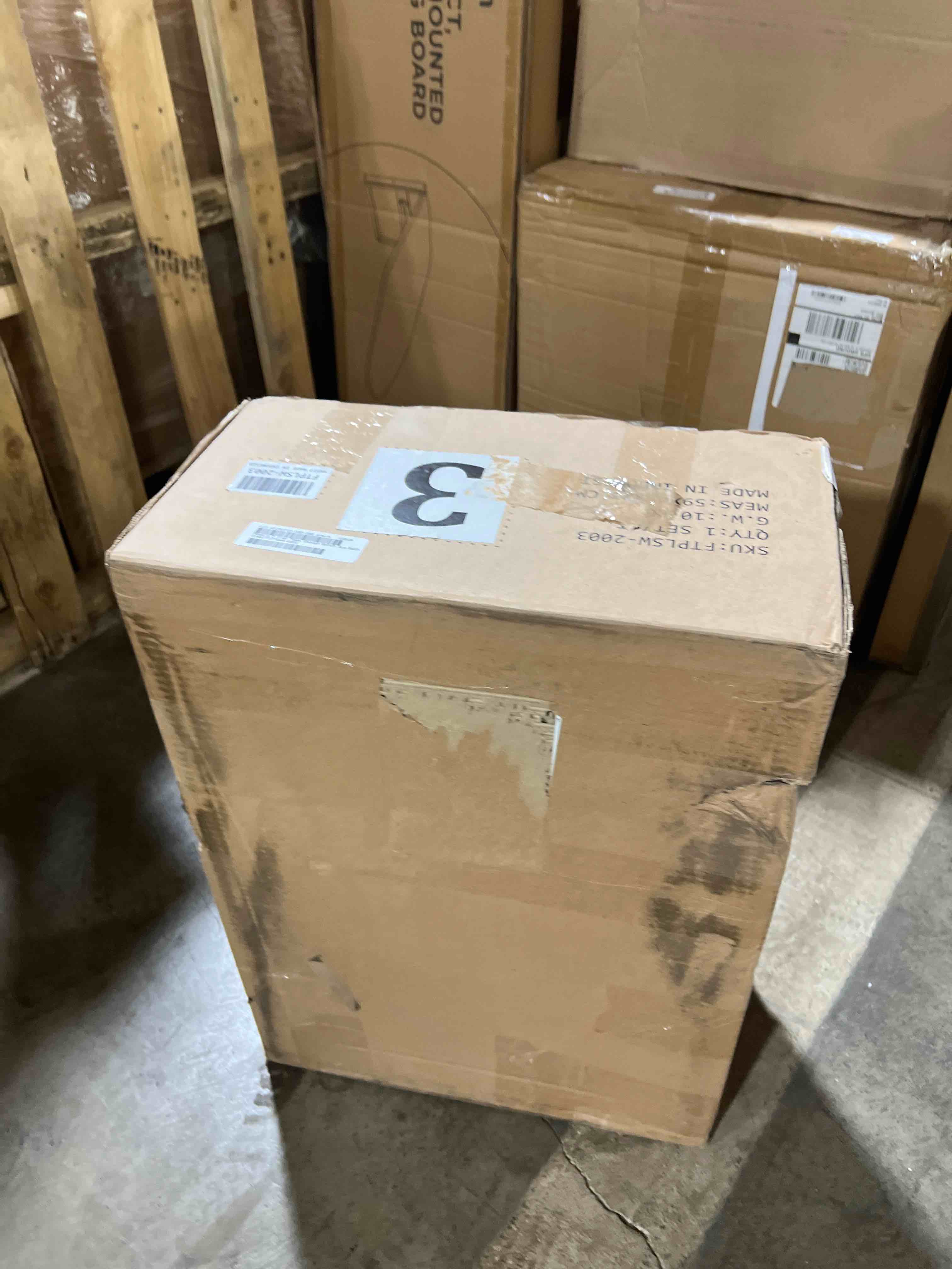 https://s3.amazonaws.com/lotting-images-prod/phillipi/RED3766326_1738170321661.jpeg