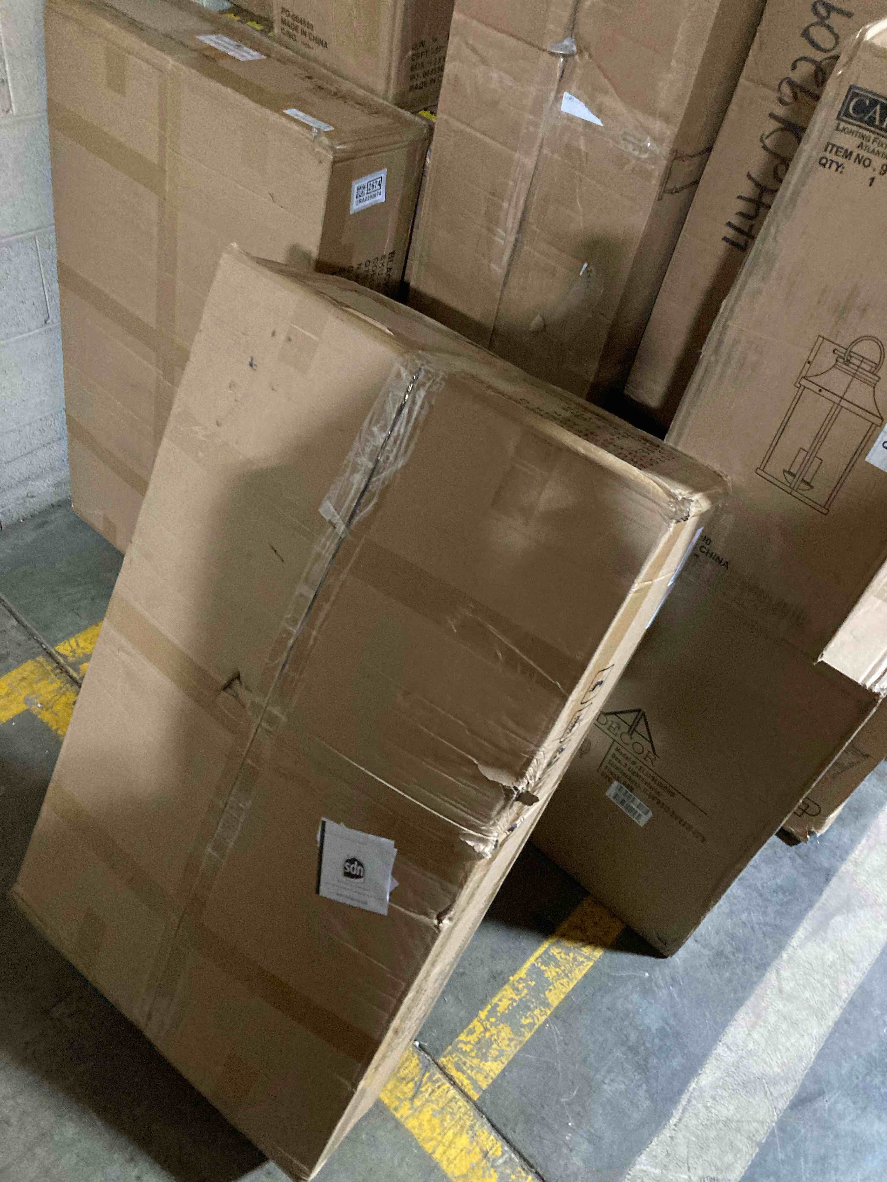 https://s3.amazonaws.com/lotting-images-prod/phillipi/RED3766344_1738346378368.jpeg