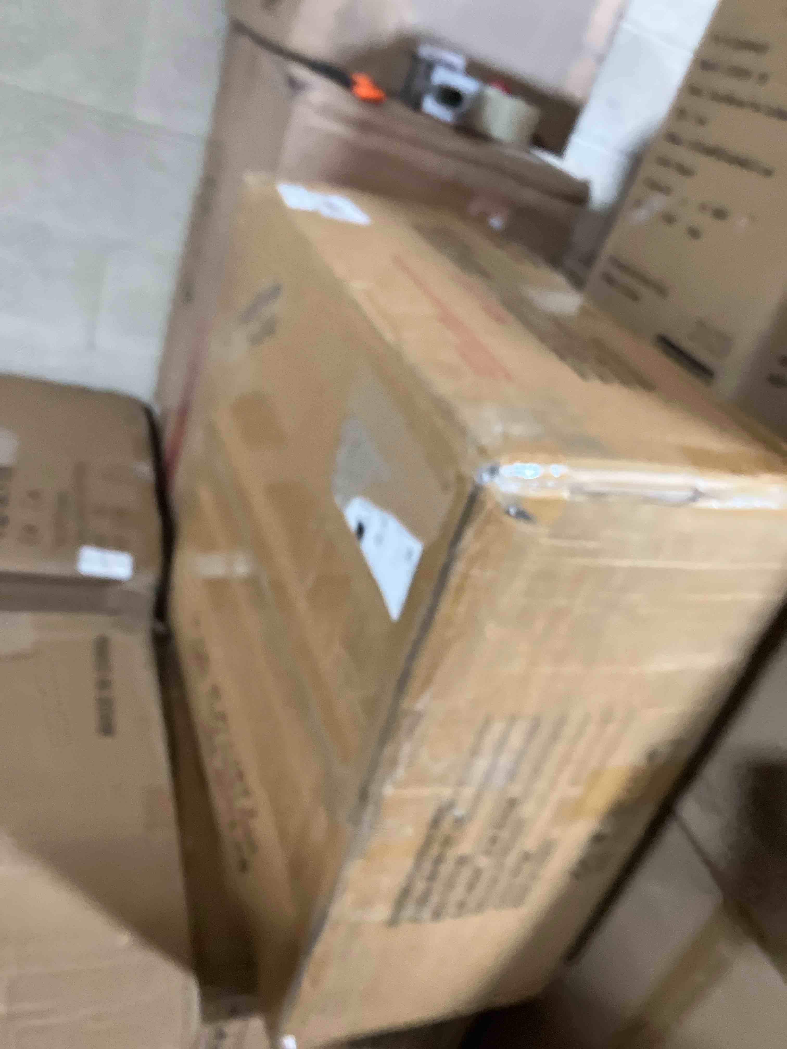 https://s3.amazonaws.com/lotting-images-prod/phillipi/RED3766358_1738351355664.jpeg