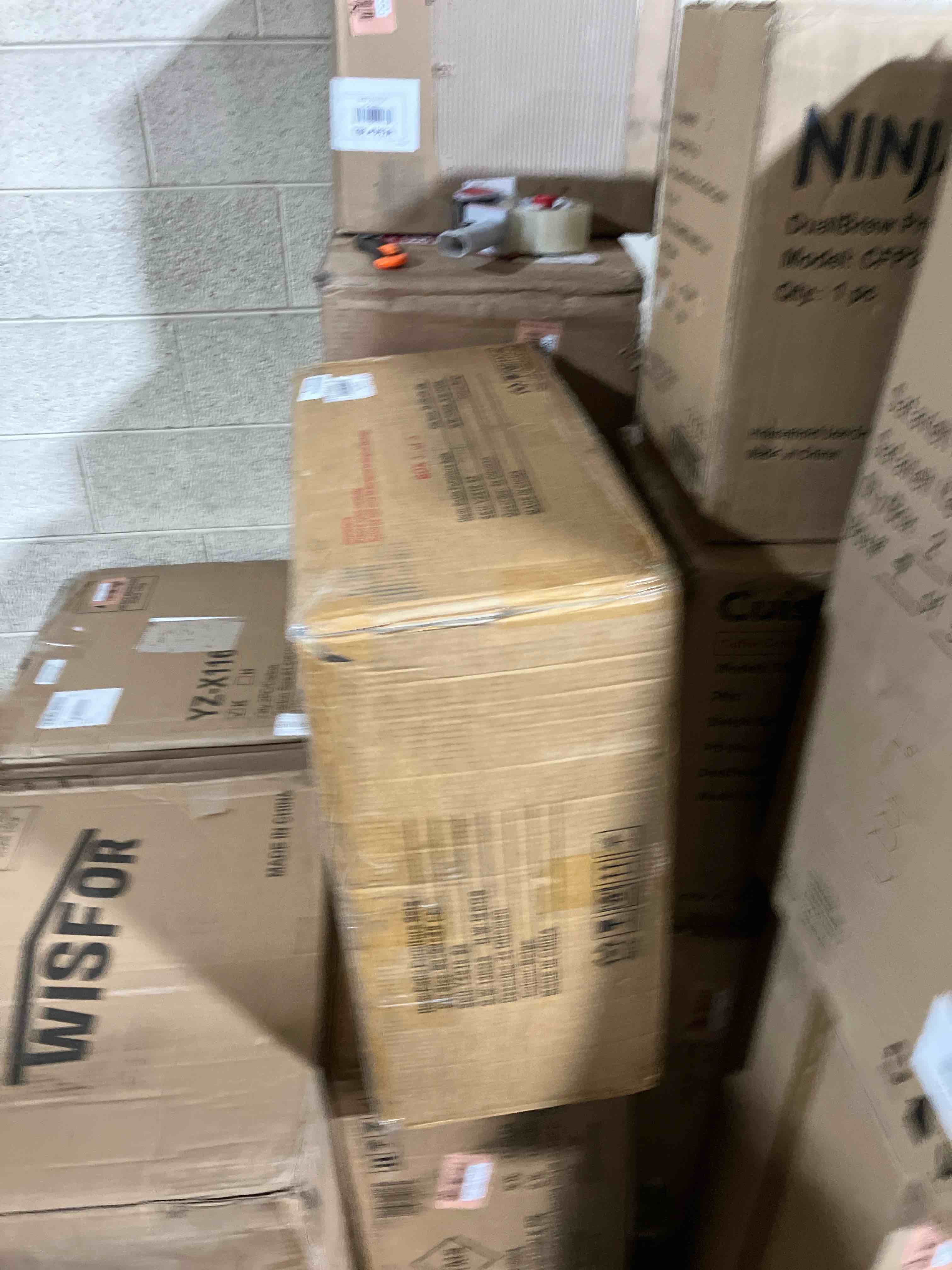 https://s3.amazonaws.com/lotting-images-prod/phillipi/RED3766358_1738351357006.jpeg