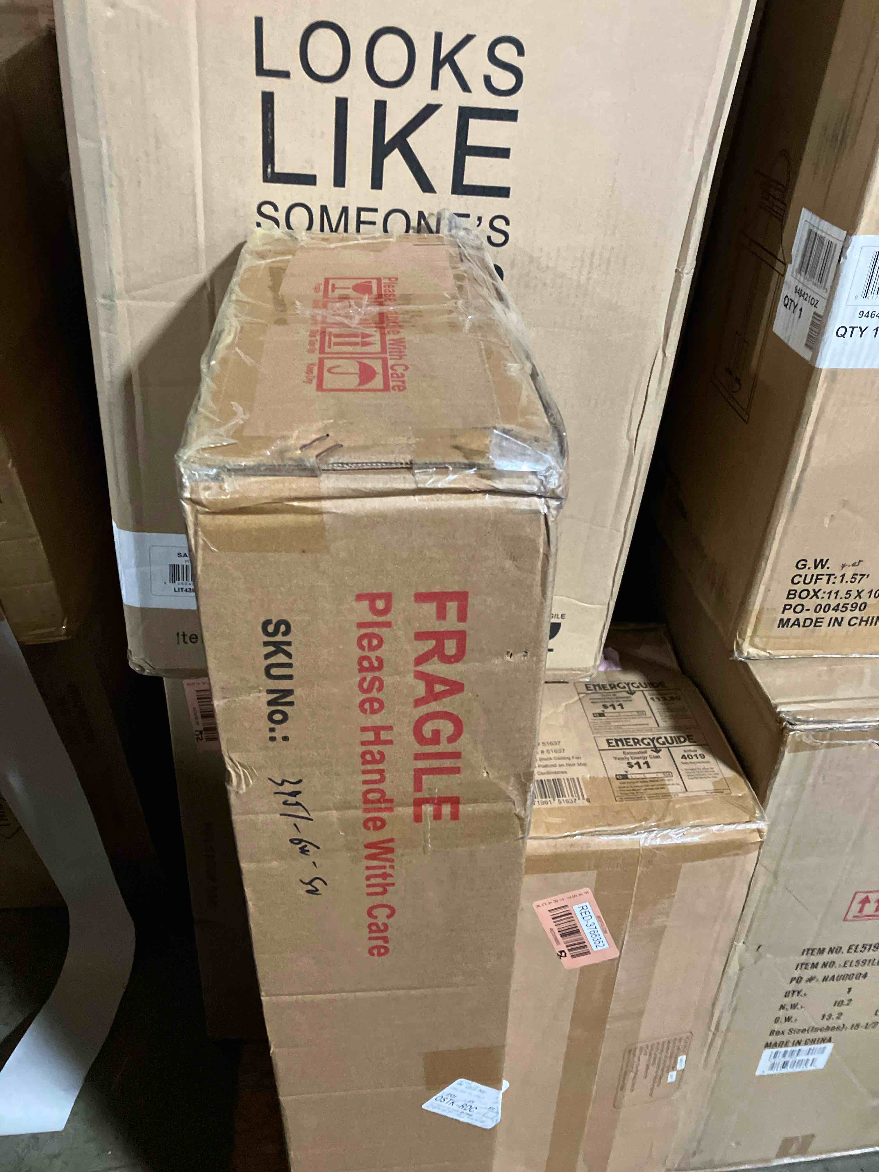 https://s3.amazonaws.com/lotting-images-prod/phillipi/RED3766364_1738351897201.jpeg