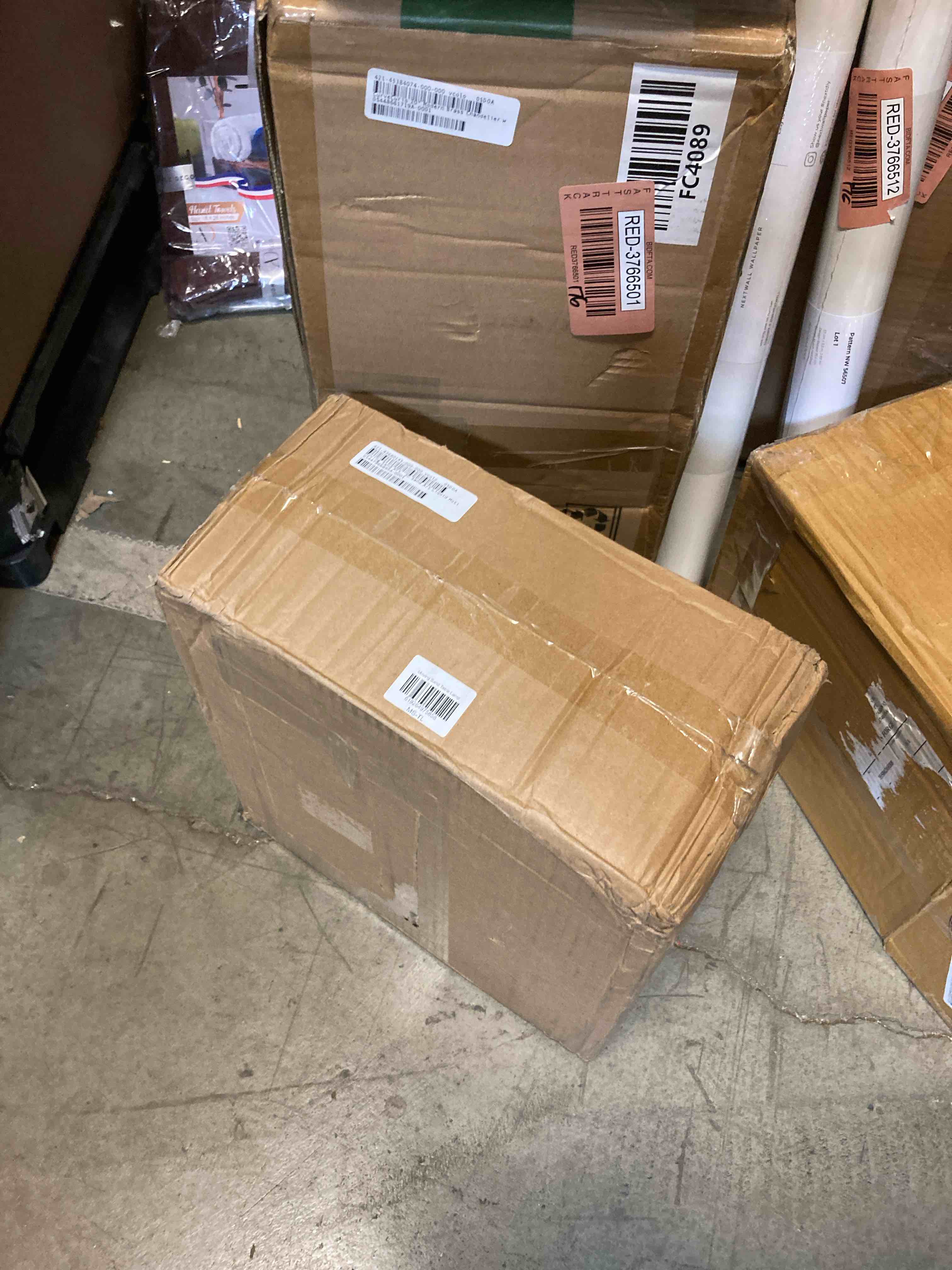 https://s3.amazonaws.com/lotting-images-prod/phillipi/RED3766518_1738703866754.jpeg