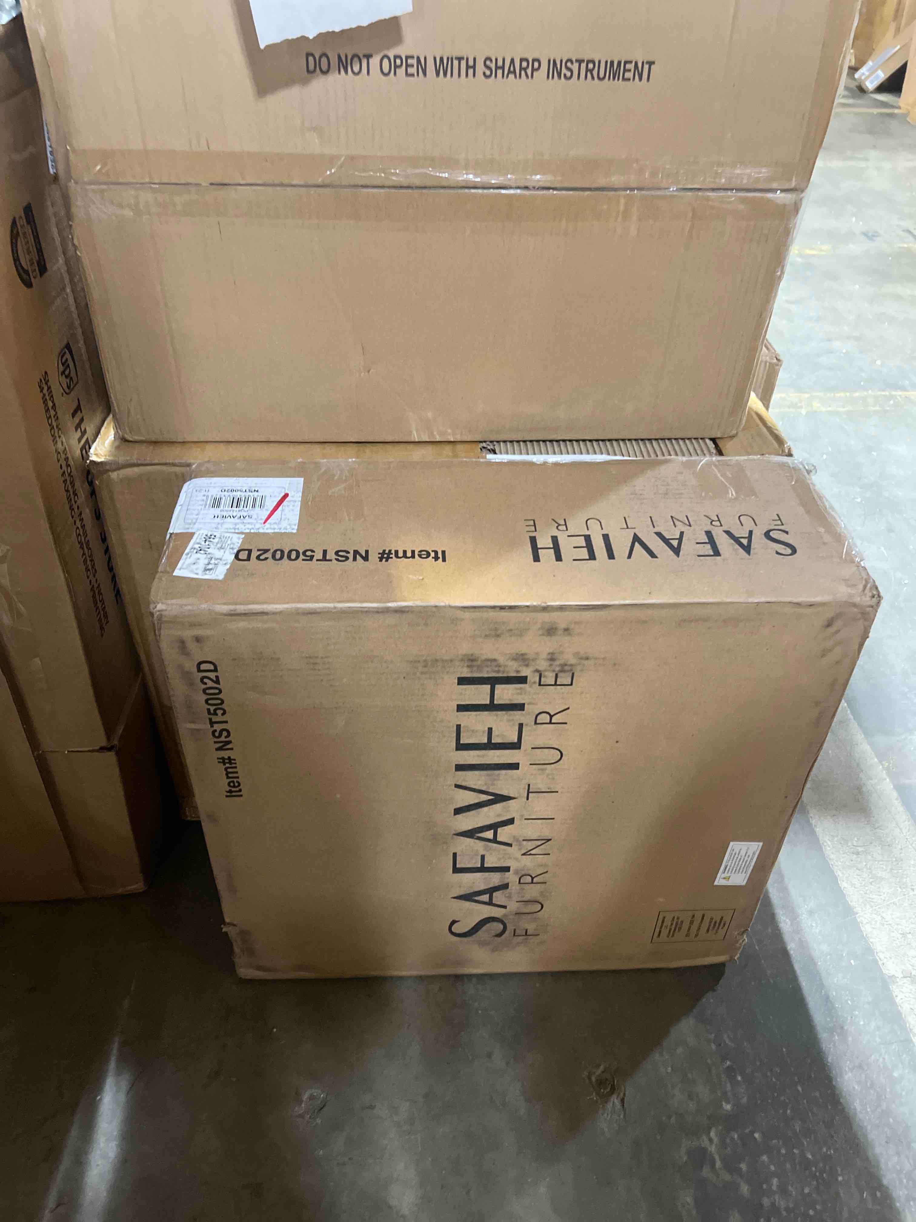https://s3.amazonaws.com/lotting-images-prod/phillipi/RED3787339_1736278647363.jpeg