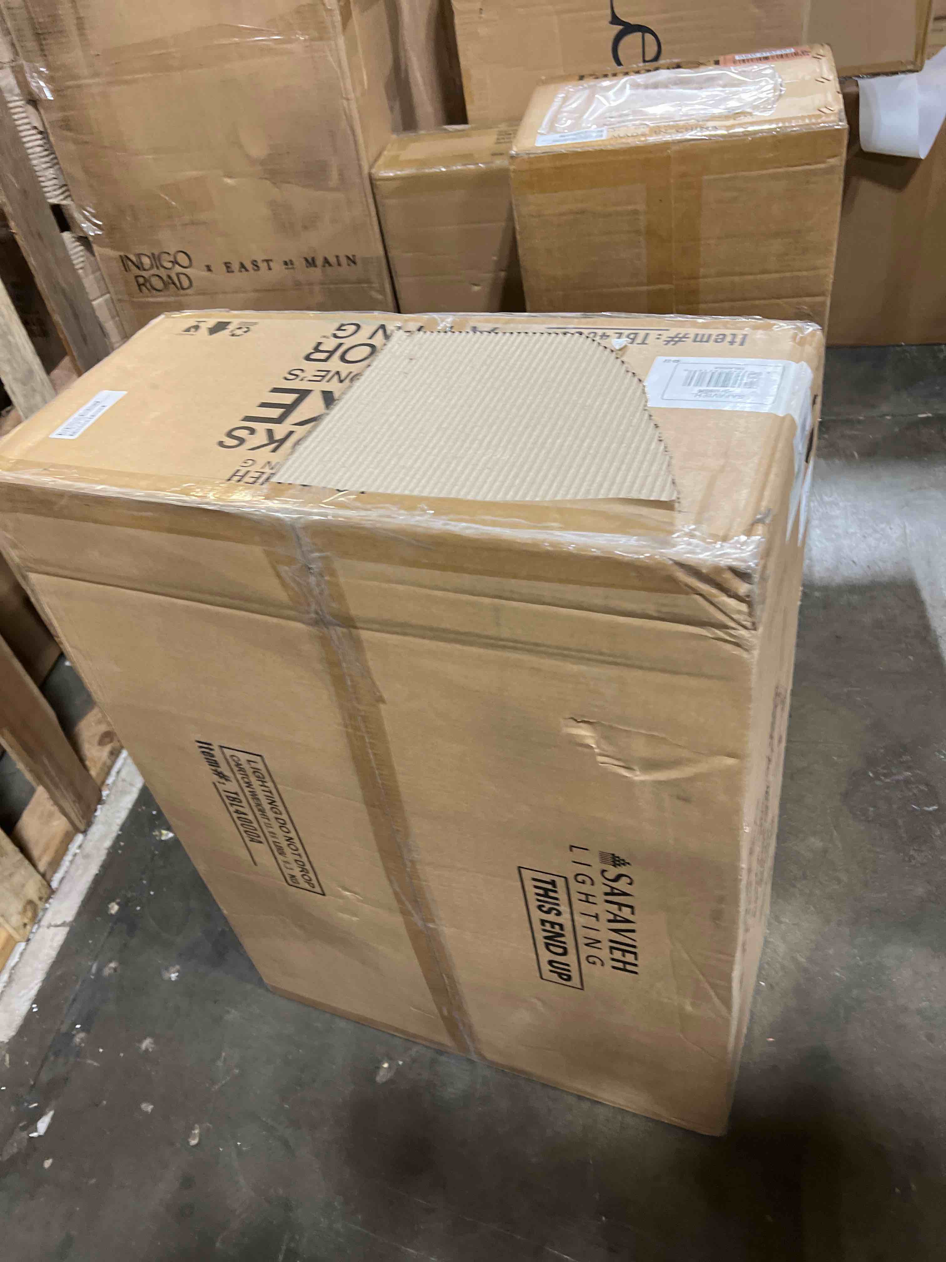 https://s3.amazonaws.com/lotting-images-prod/phillipi/RED3787356_1736280644079.jpeg