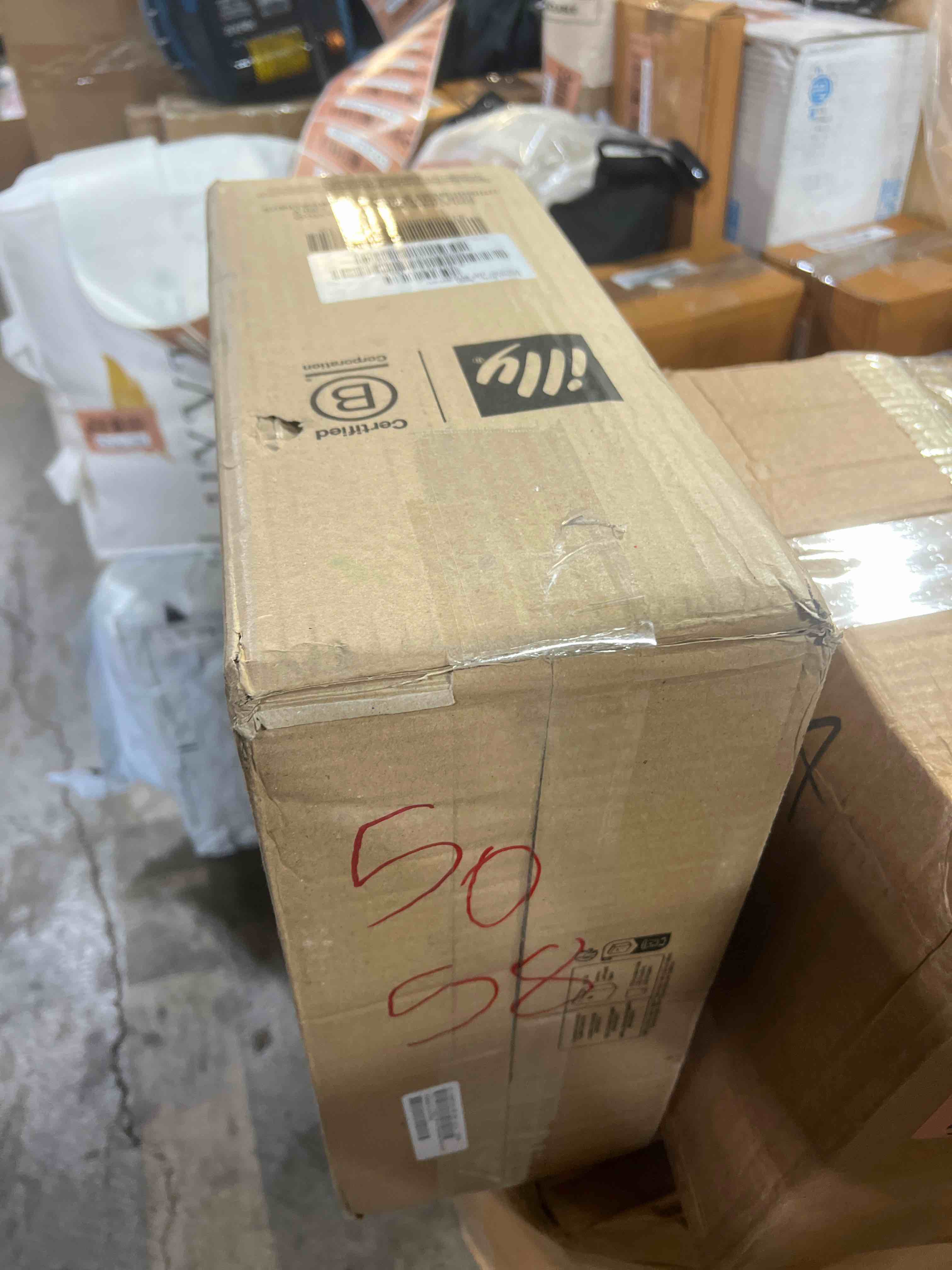 https://s3.amazonaws.com/lotting-images-prod/phillipi/RED3787428_1736543623313.jpeg
