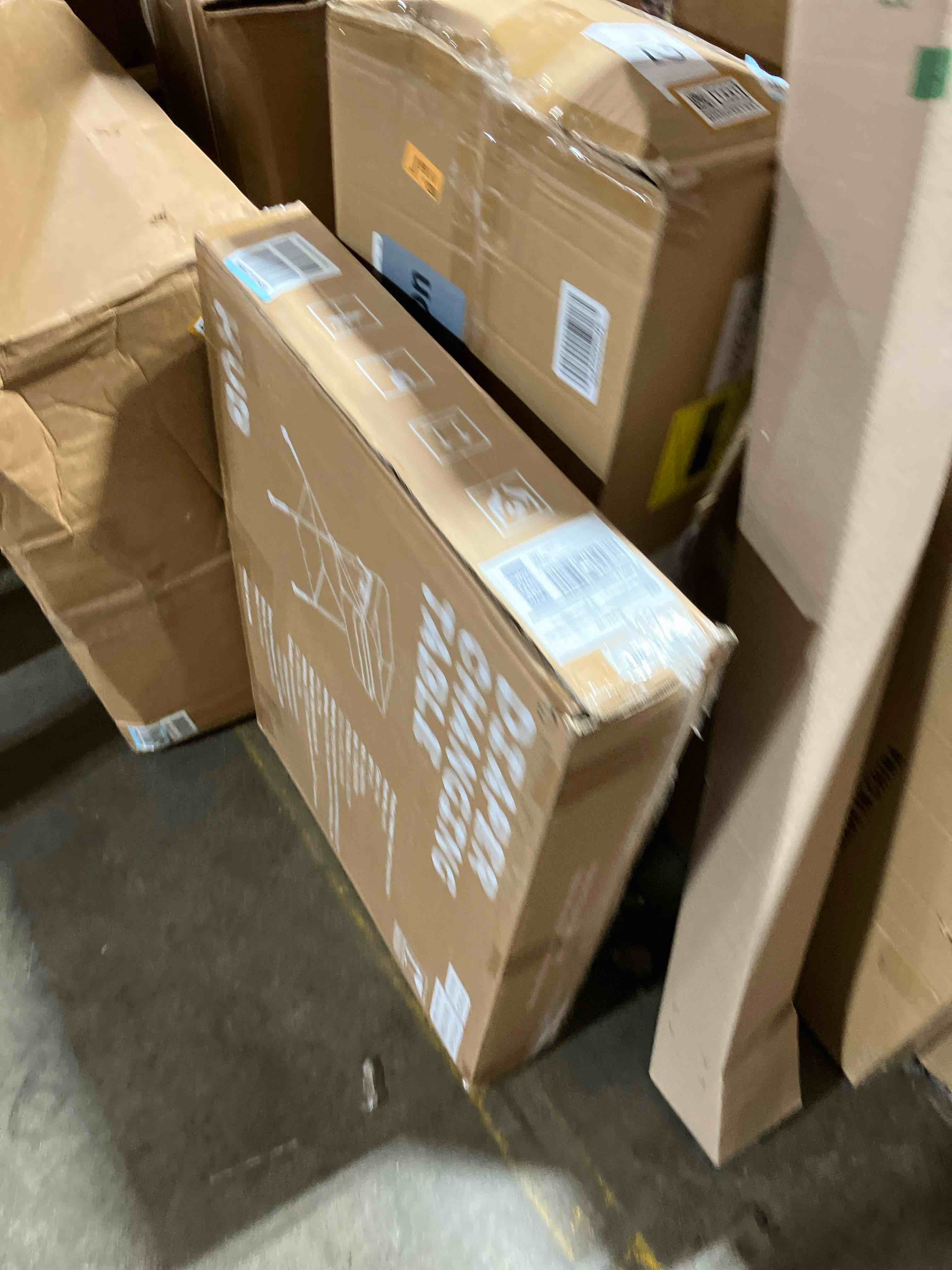 https://s3.amazonaws.com/lotting-images-prod/phillipi/RED3787607_1738100031904.jpeg