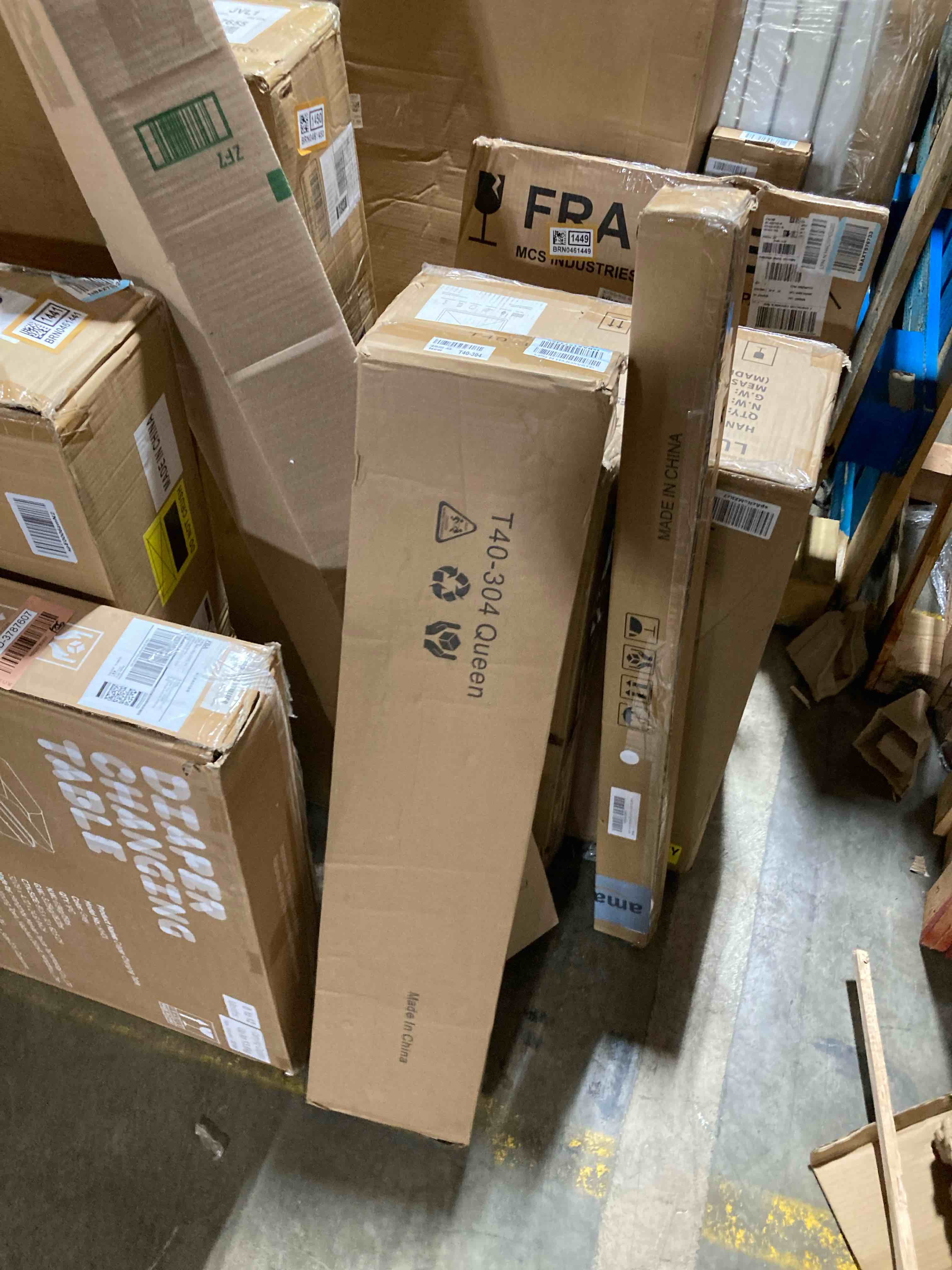 https://s3.amazonaws.com/lotting-images-prod/phillipi/RED3787608_1738100125479.jpeg