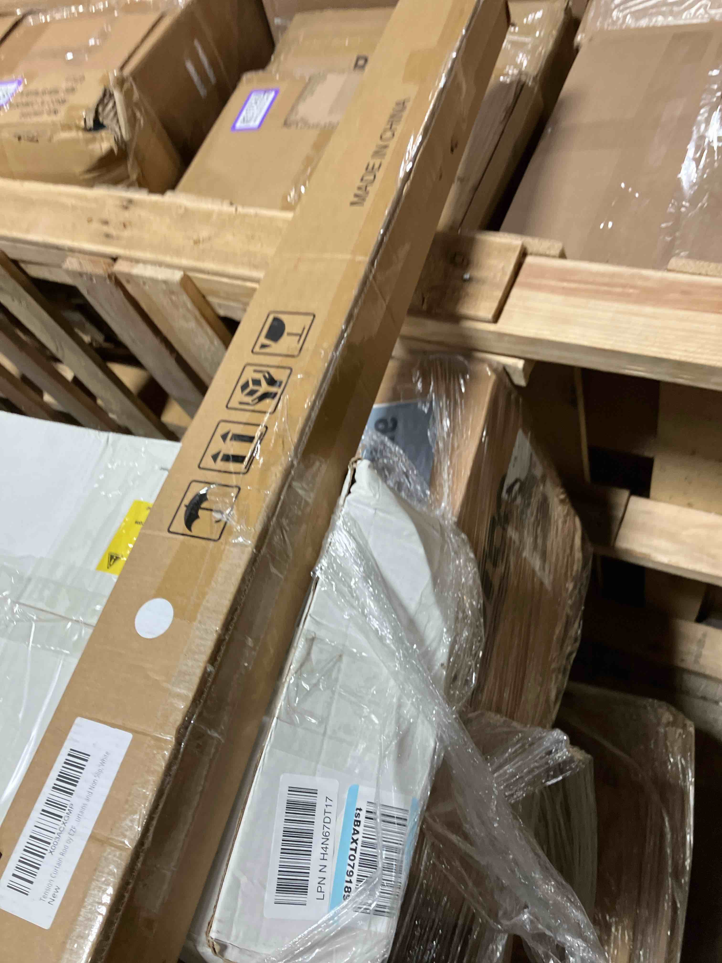 https://s3.amazonaws.com/lotting-images-prod/phillipi/RED3787609_1738100104562.jpeg