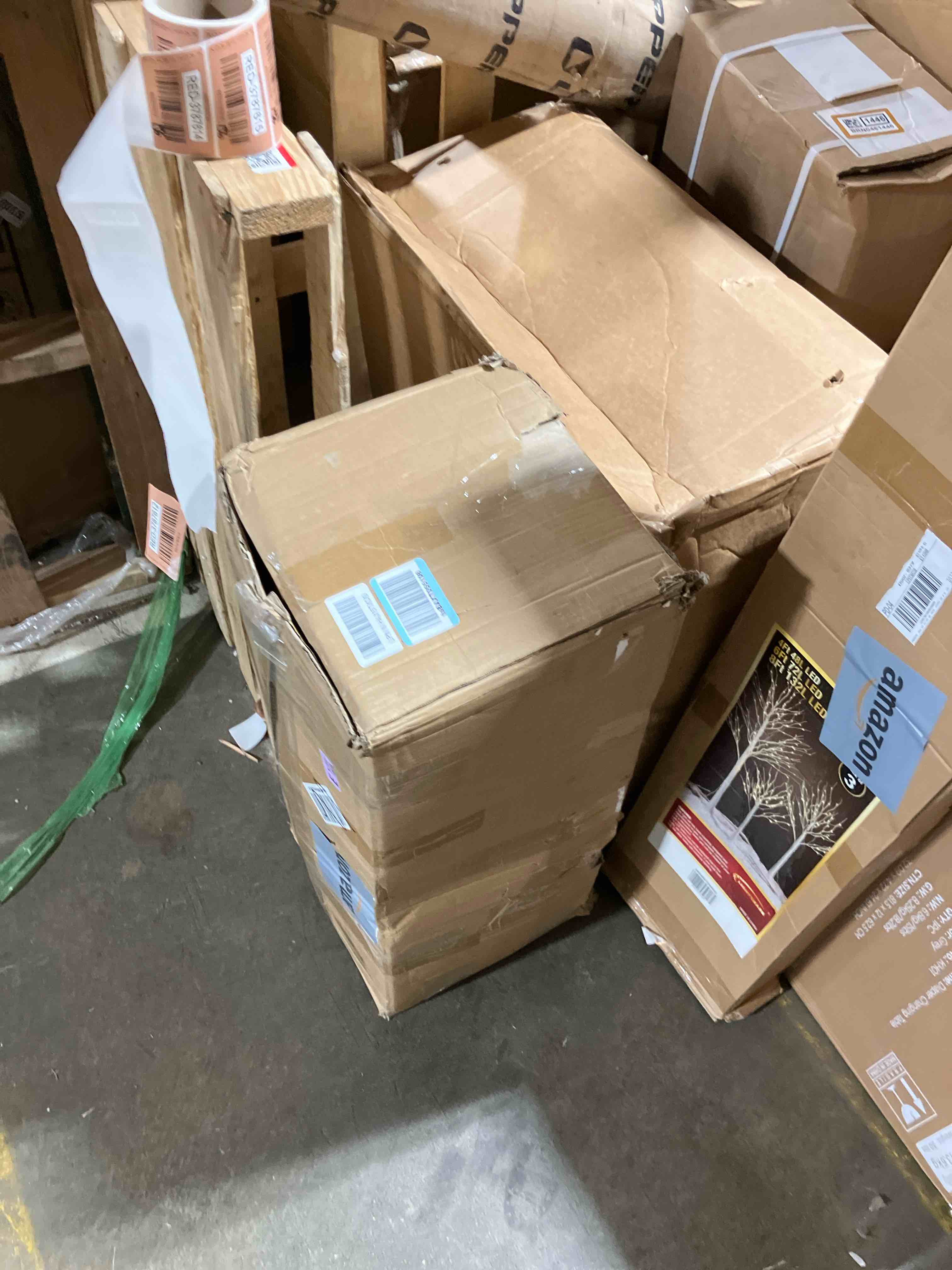 https://s3.amazonaws.com/lotting-images-prod/phillipi/RED3787611_1738100345801.jpeg