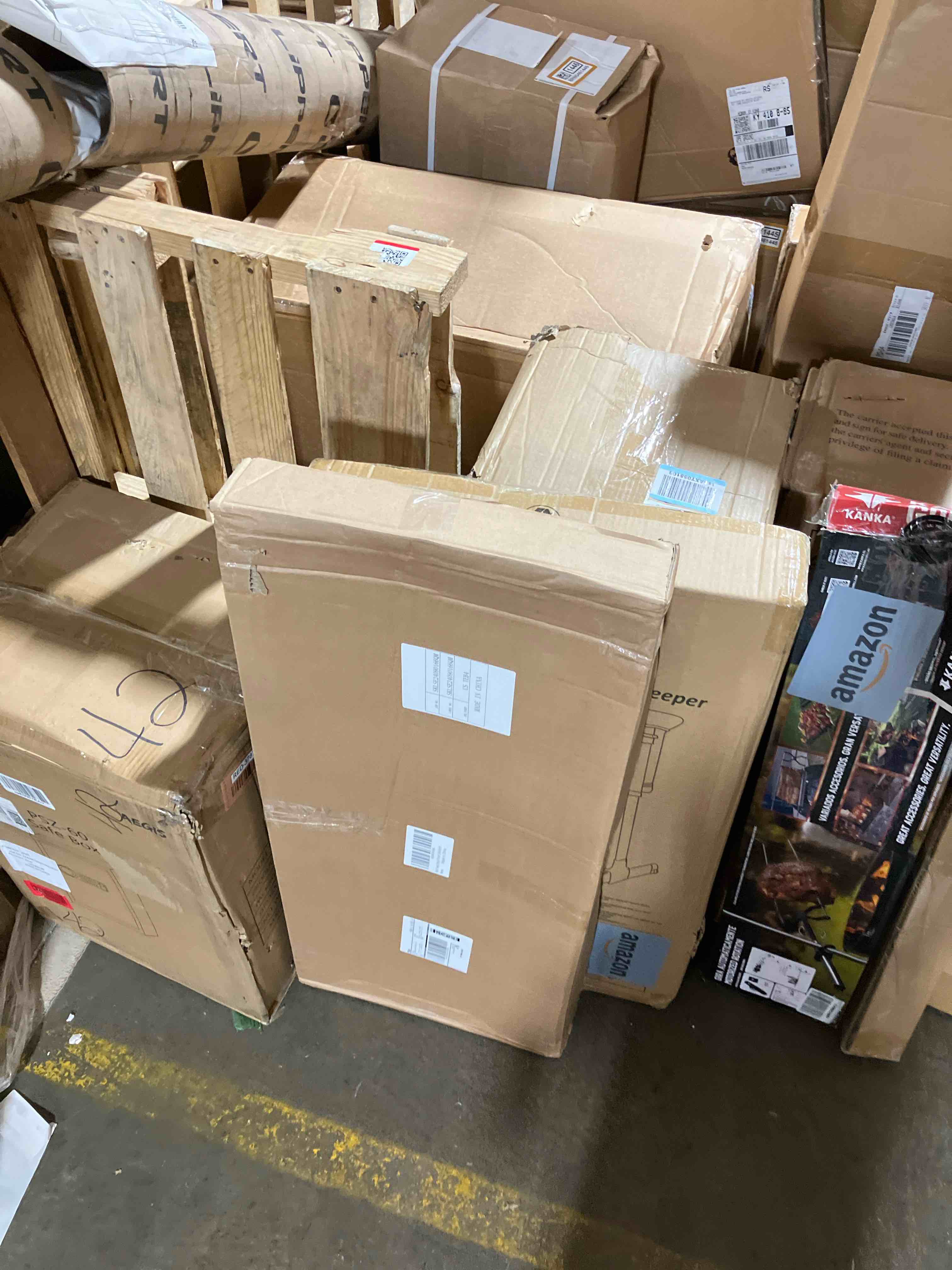https://s3.amazonaws.com/lotting-images-prod/phillipi/RED3787623_1738100940876.jpeg