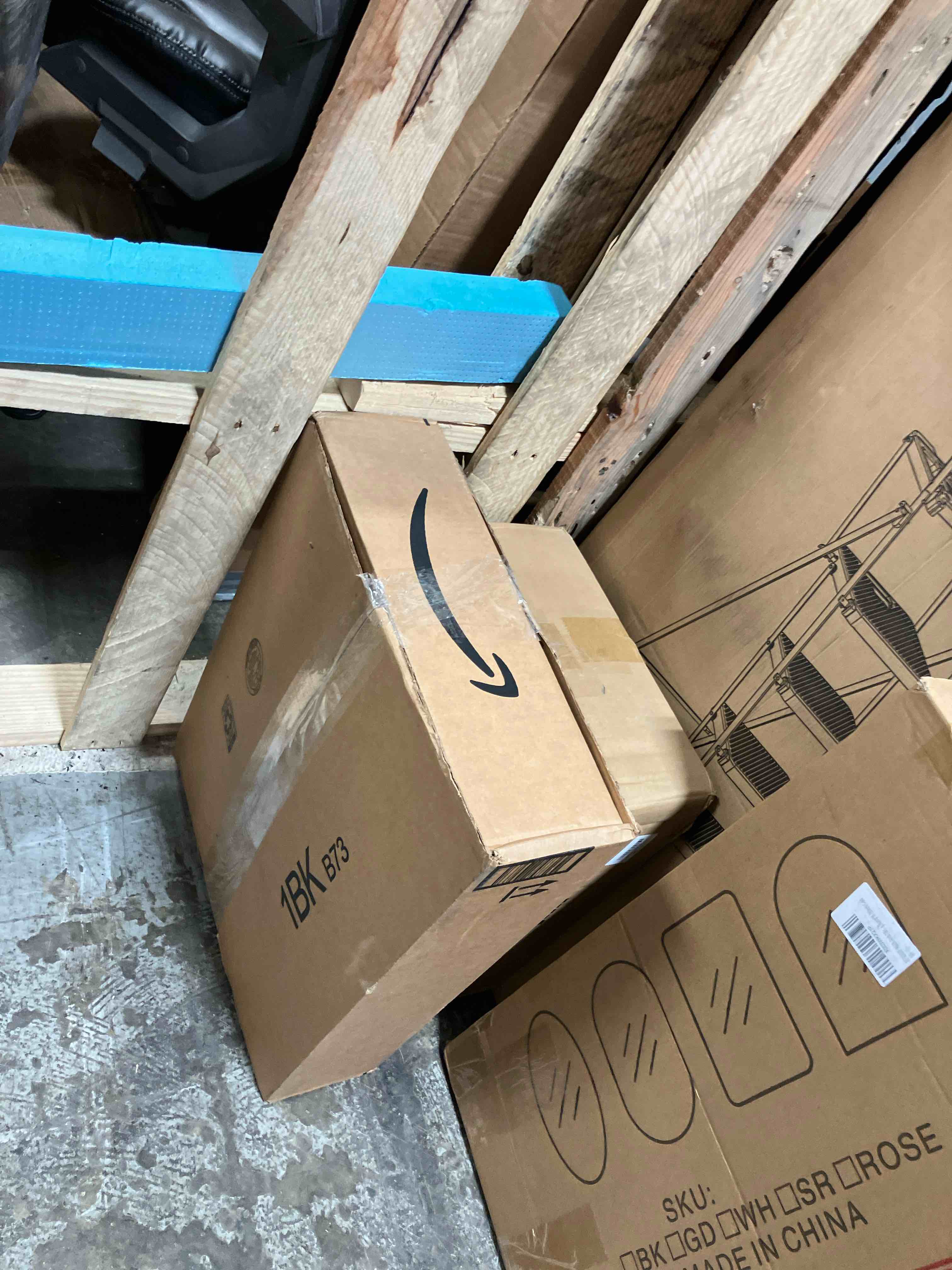https://s3.amazonaws.com/lotting-images-prod/phillipi/RED3787676_1738165940707.jpeg