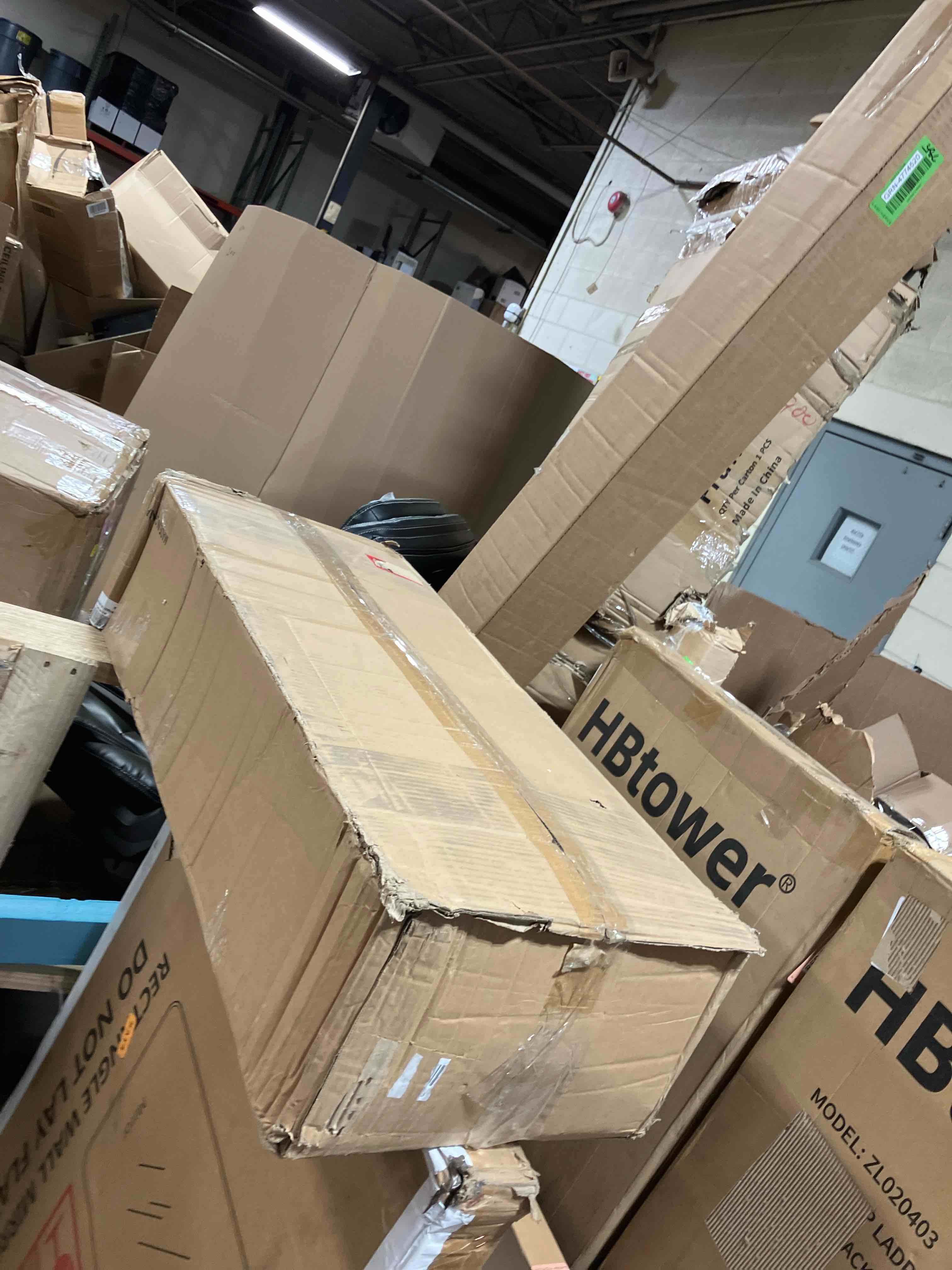 https://s3.amazonaws.com/lotting-images-prod/phillipi/RED3787682_1738166723780.jpeg
