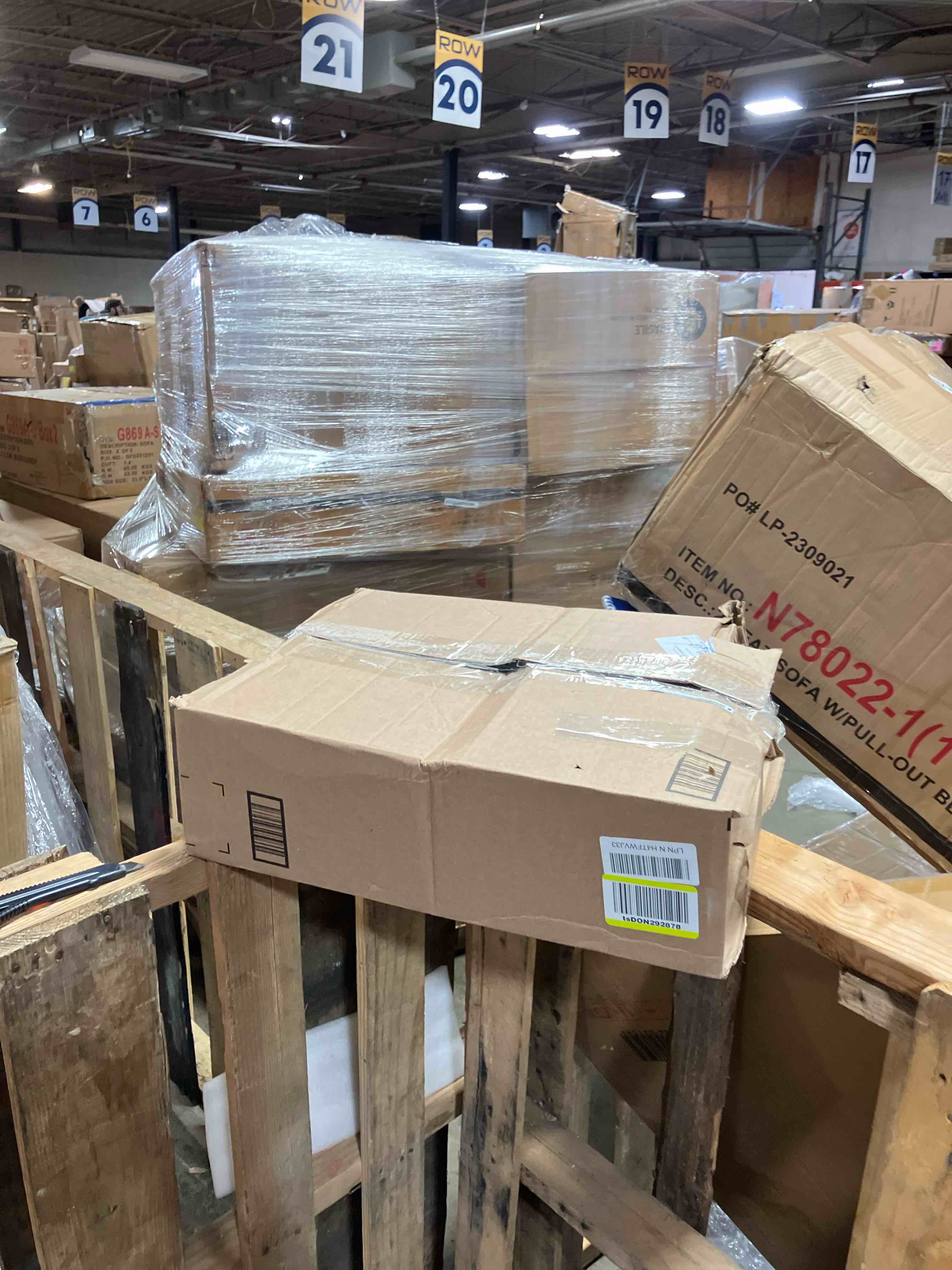 https://s3.amazonaws.com/lotting-images-prod/phillipi/RED3787723_1738176859047.jpeg