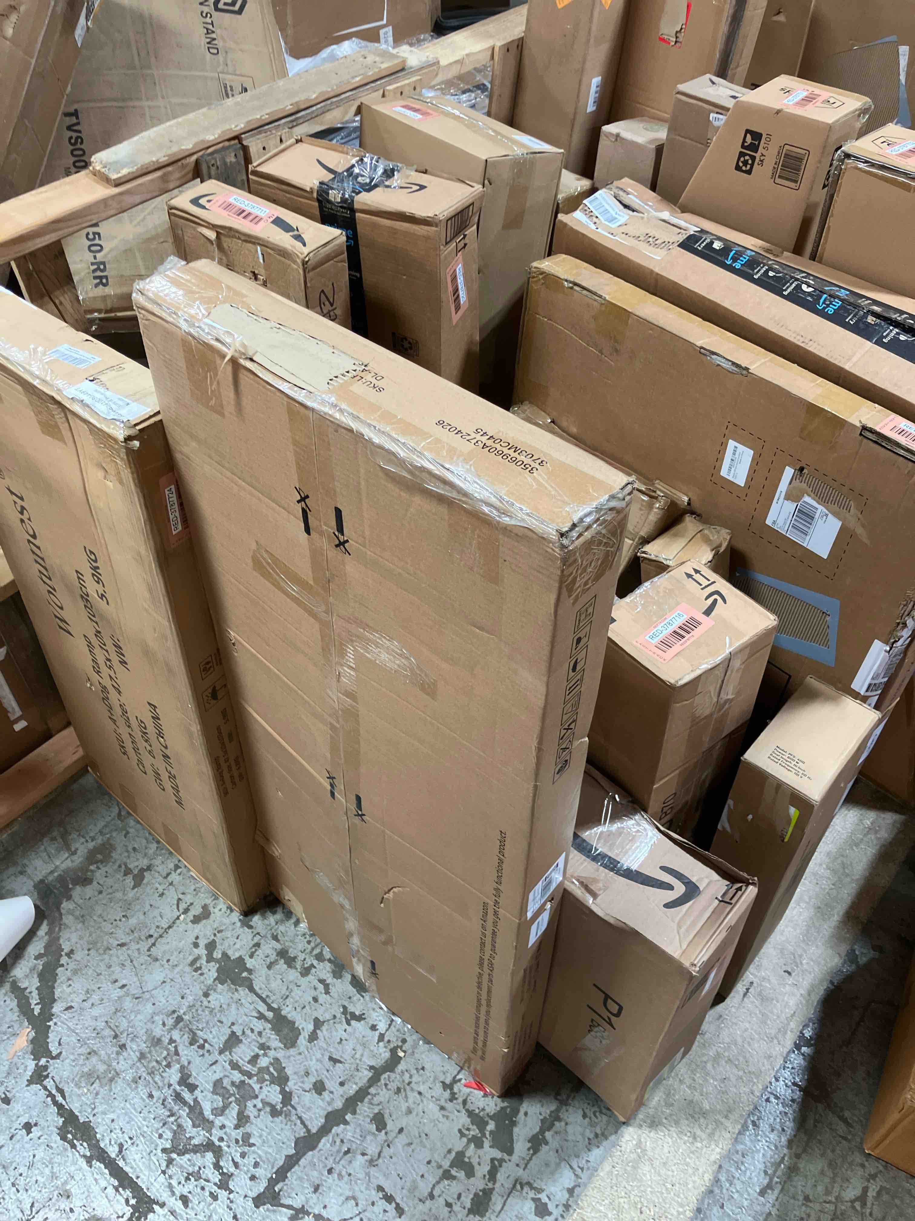 https://s3.amazonaws.com/lotting-images-prod/phillipi/RED3787725_1738177077116.jpeg