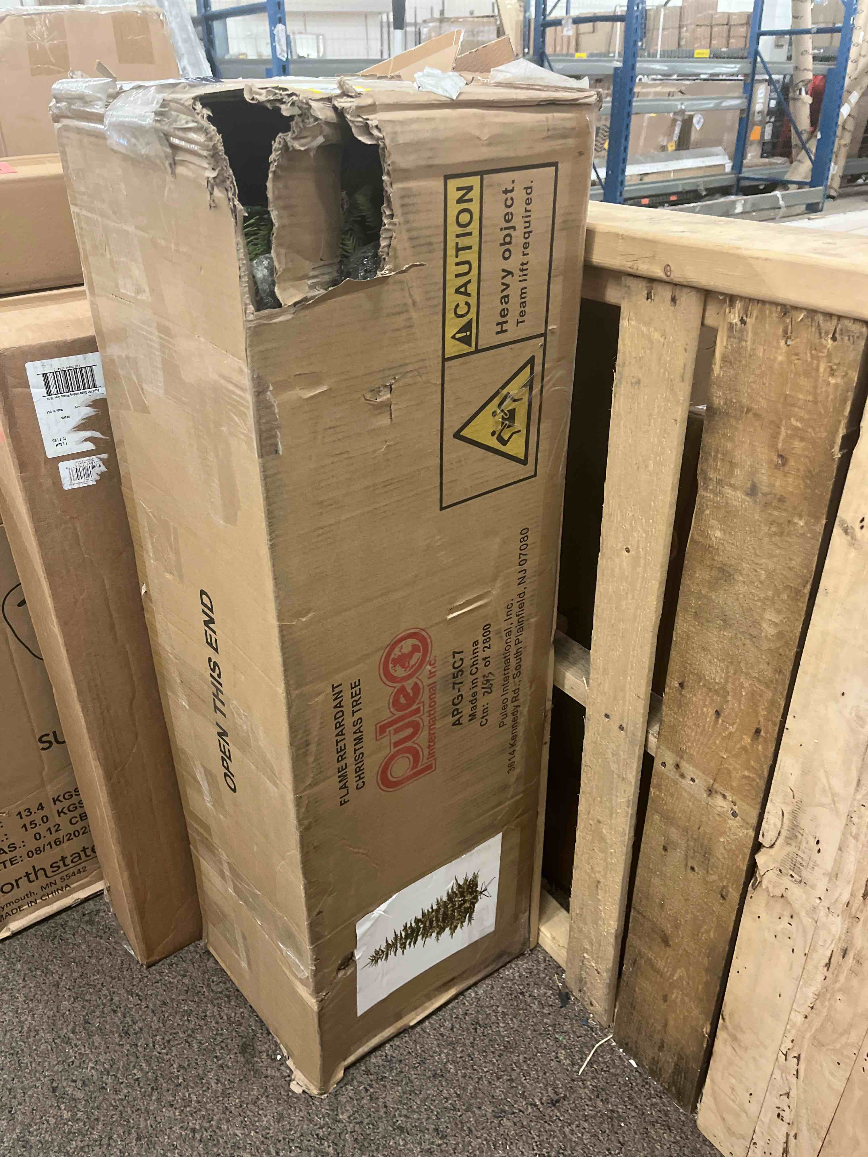 https://s3.amazonaws.com/lotting-images-prod/phillipi/RED3791007_1670945142943.jpeg