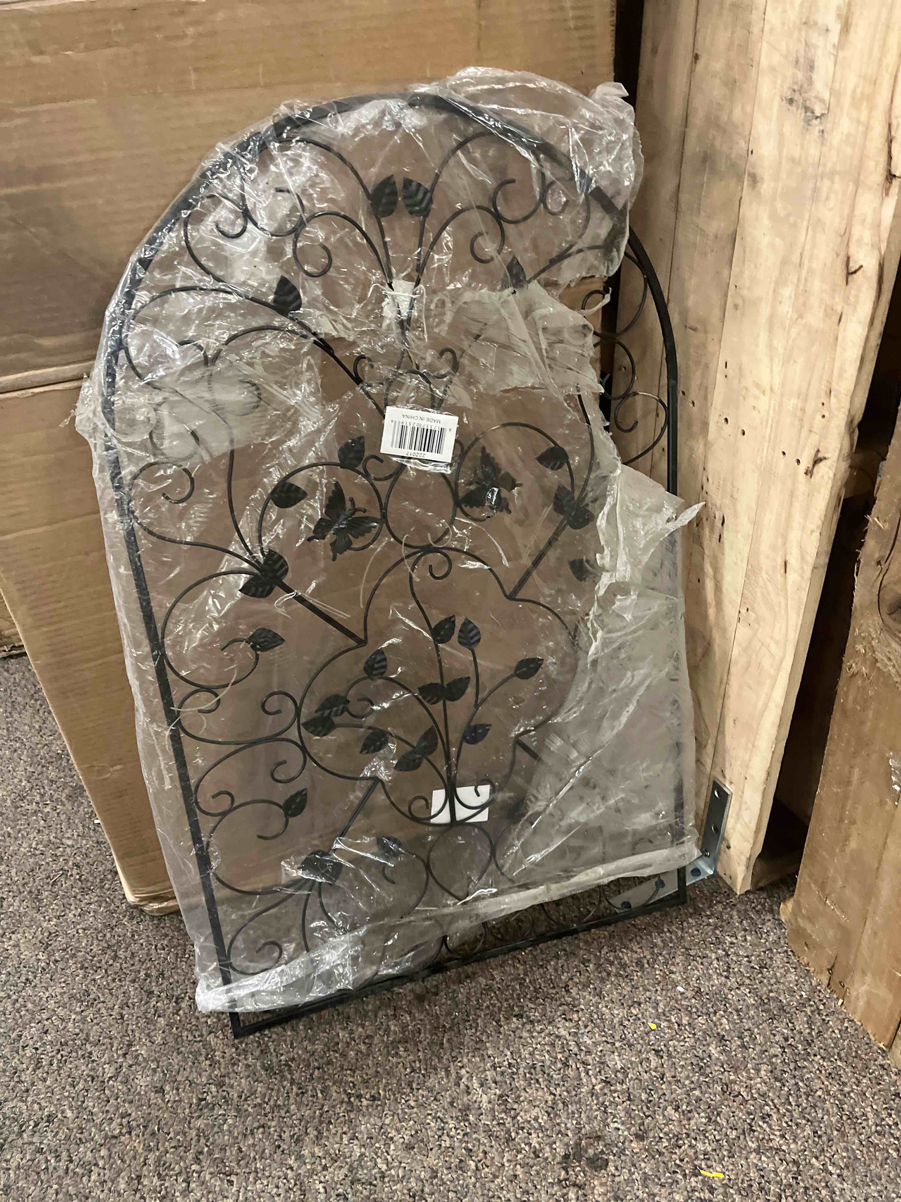 https://s3.amazonaws.com/lotting-images-prod/phillipi/RED3791041_1670951008230.jpeg