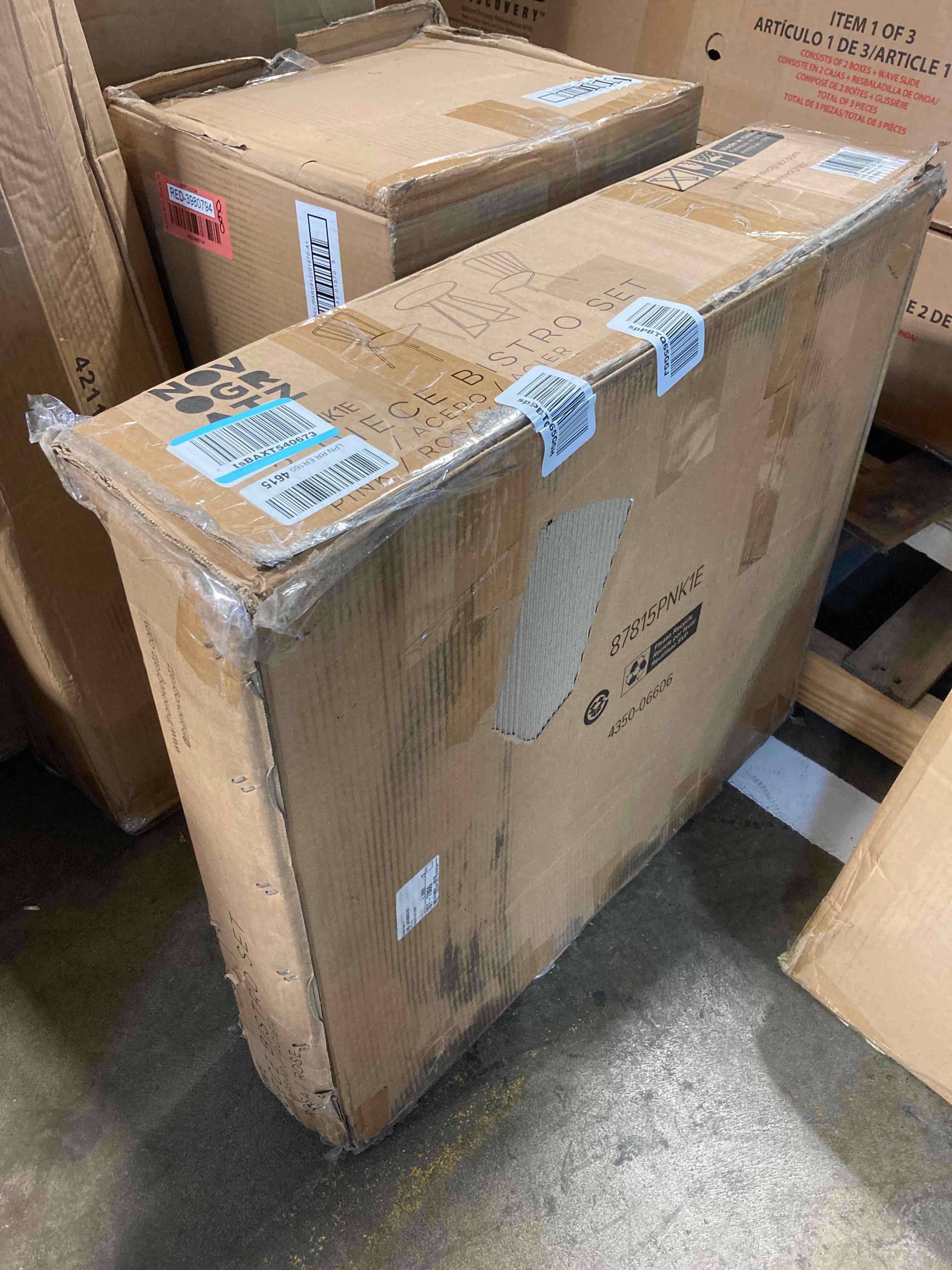 https://s3.amazonaws.com/lotting-images-prod/phillipi/RED3980796_1684947645832.jpeg