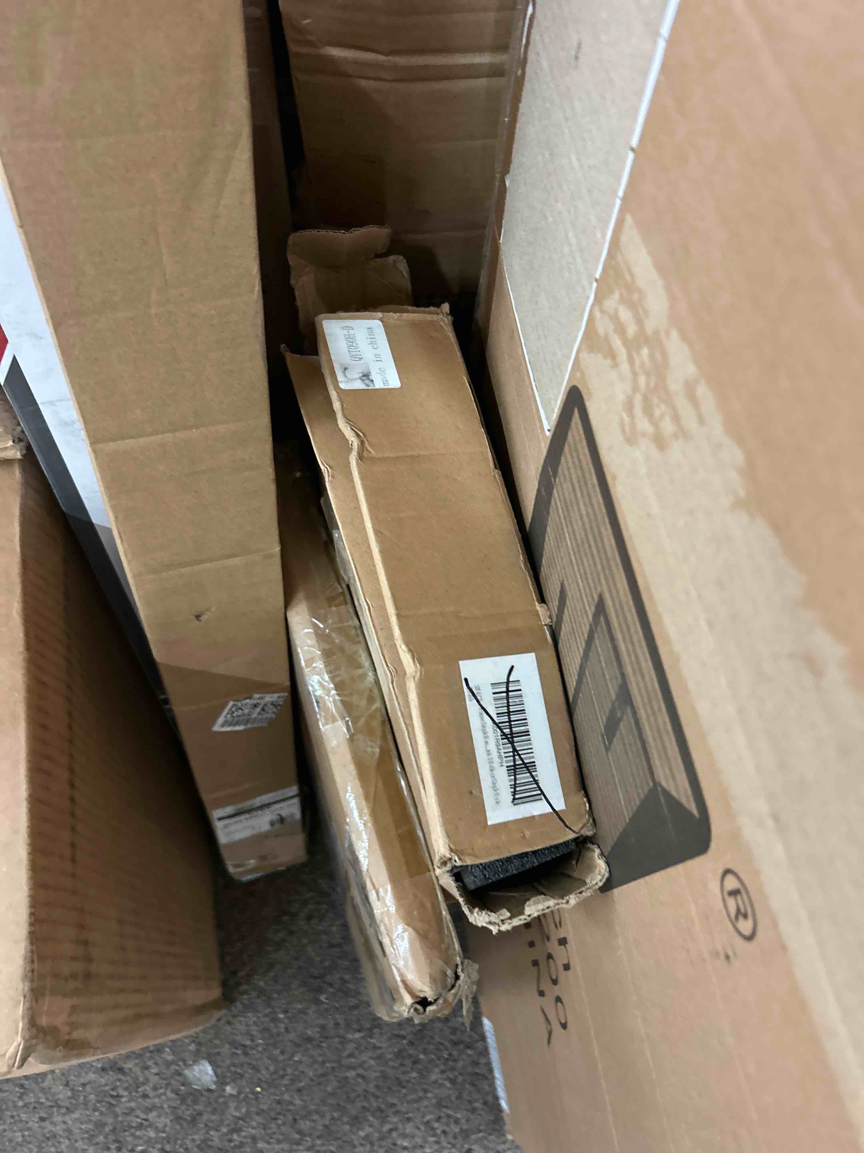 https://s3.amazonaws.com/lotting-images-prod/phillipi/RED4105783_1684176943417.jpeg