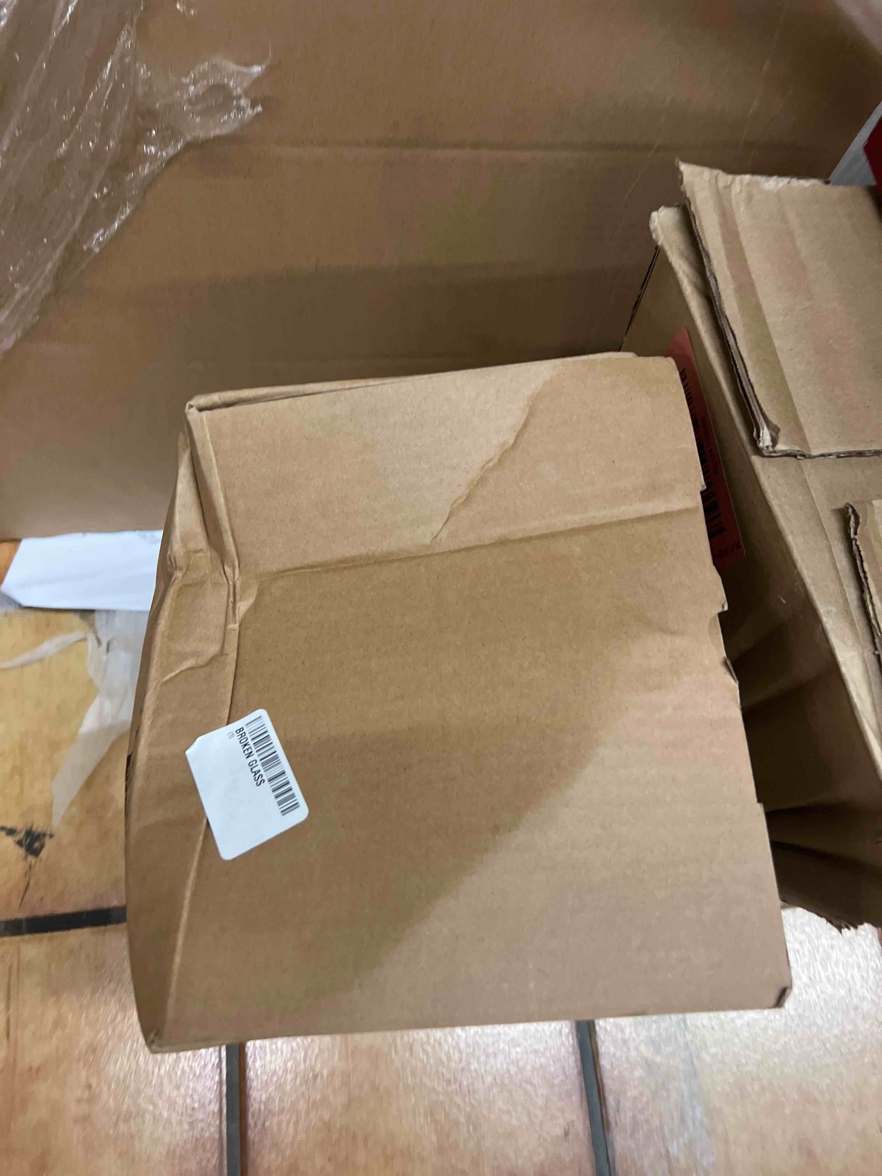 https://s3.amazonaws.com/lotting-images-prod/phillipi/RED4109023_1674056804738.jpeg