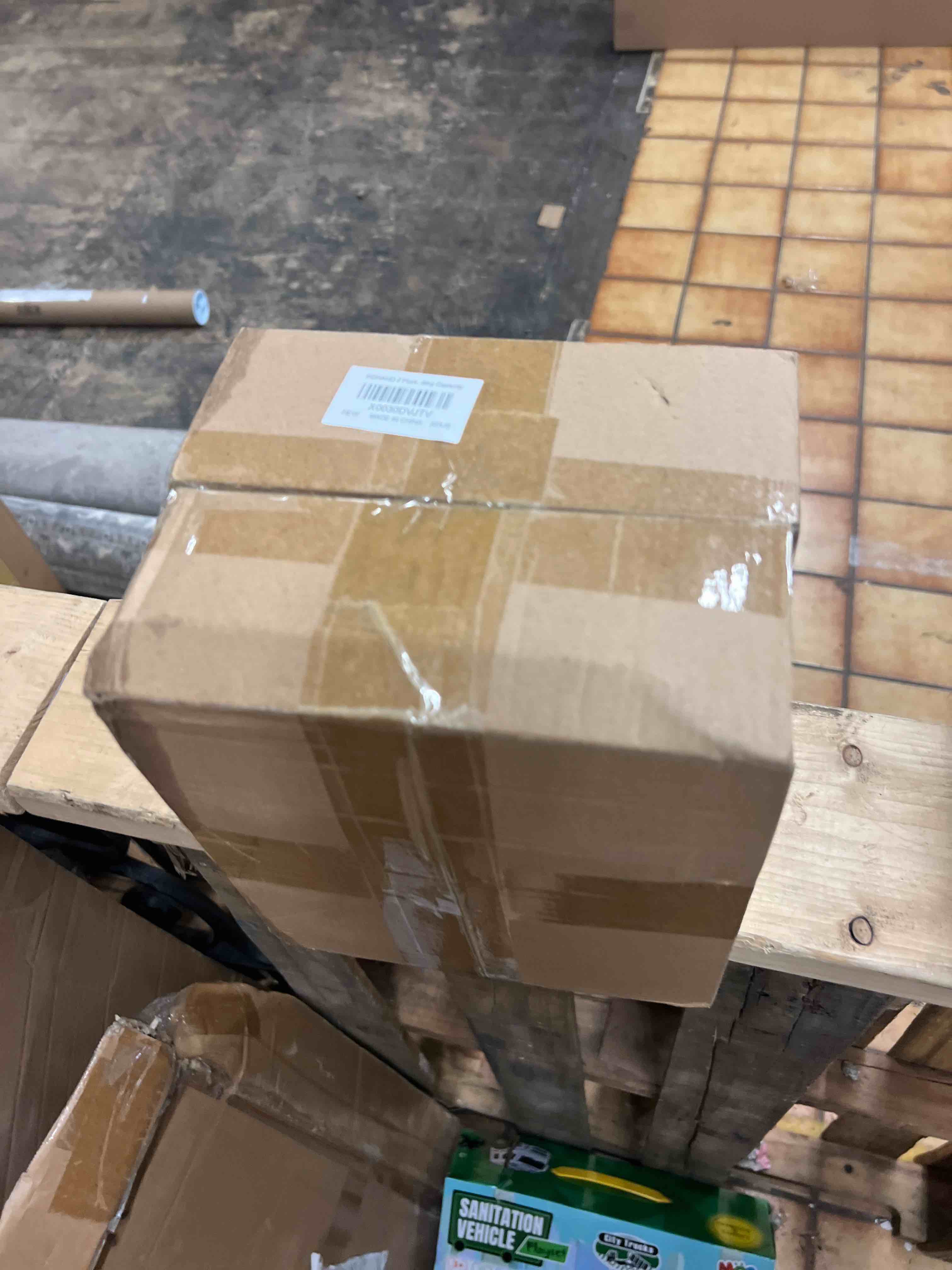https://s3.amazonaws.com/lotting-images-prod/phillipi/RED4109027_1674055756427.jpeg
