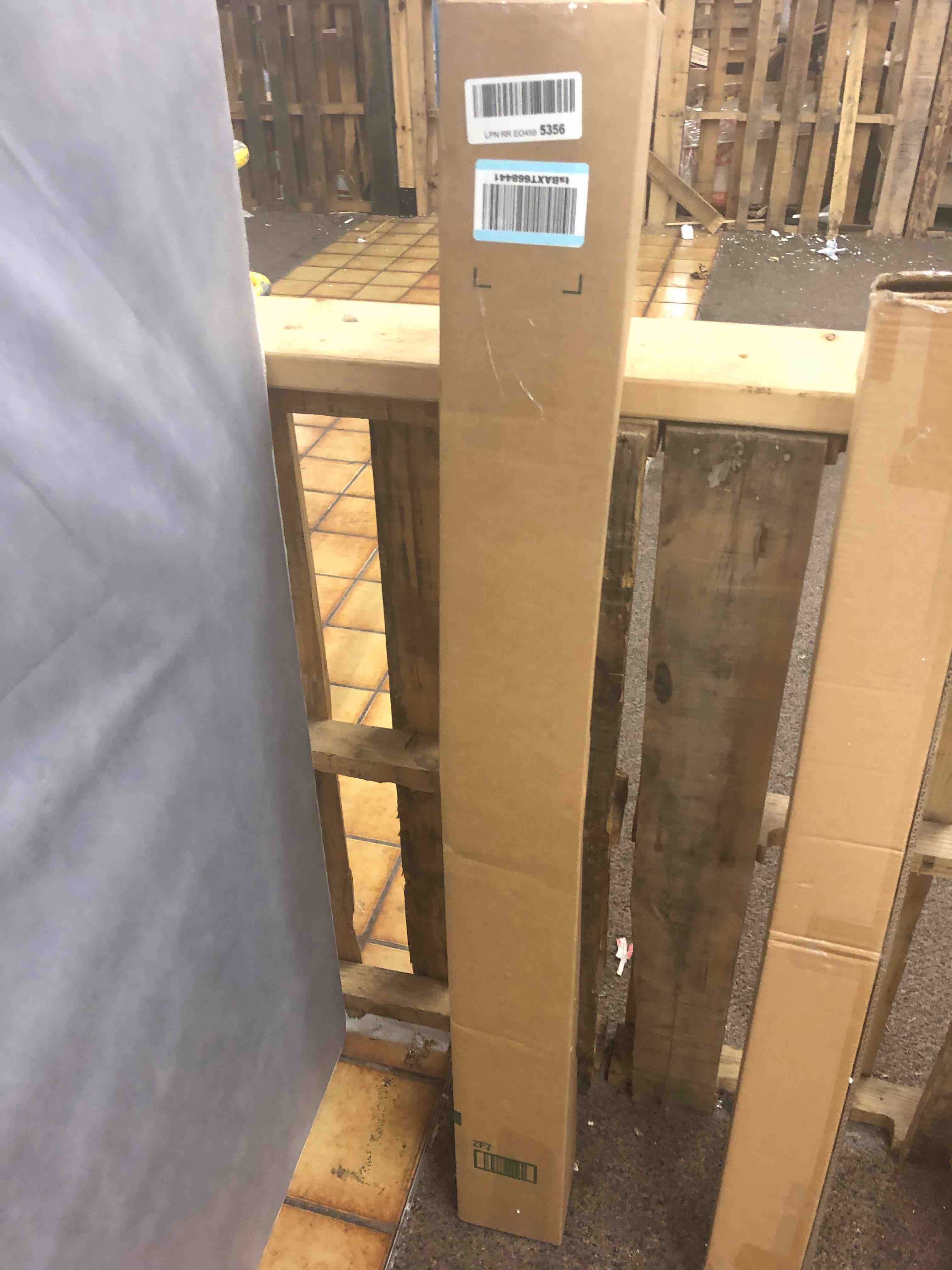 https://s3.amazonaws.com/lotting-images-prod/phillipi/RED4124124_1686141747094.jpeg