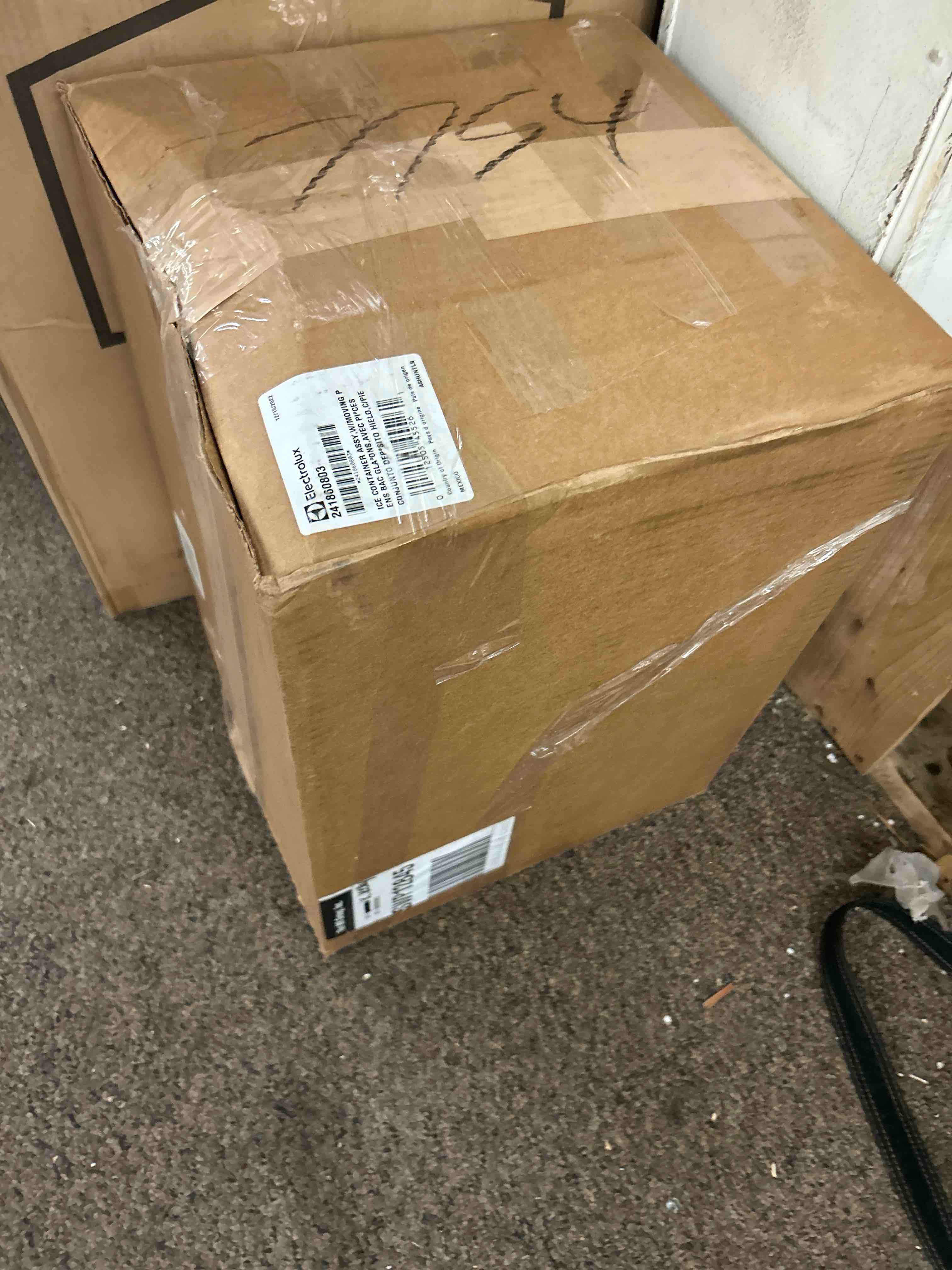 https://s3.amazonaws.com/lotting-images-prod/phillipi/RED4124664_1688065543589.jpeg