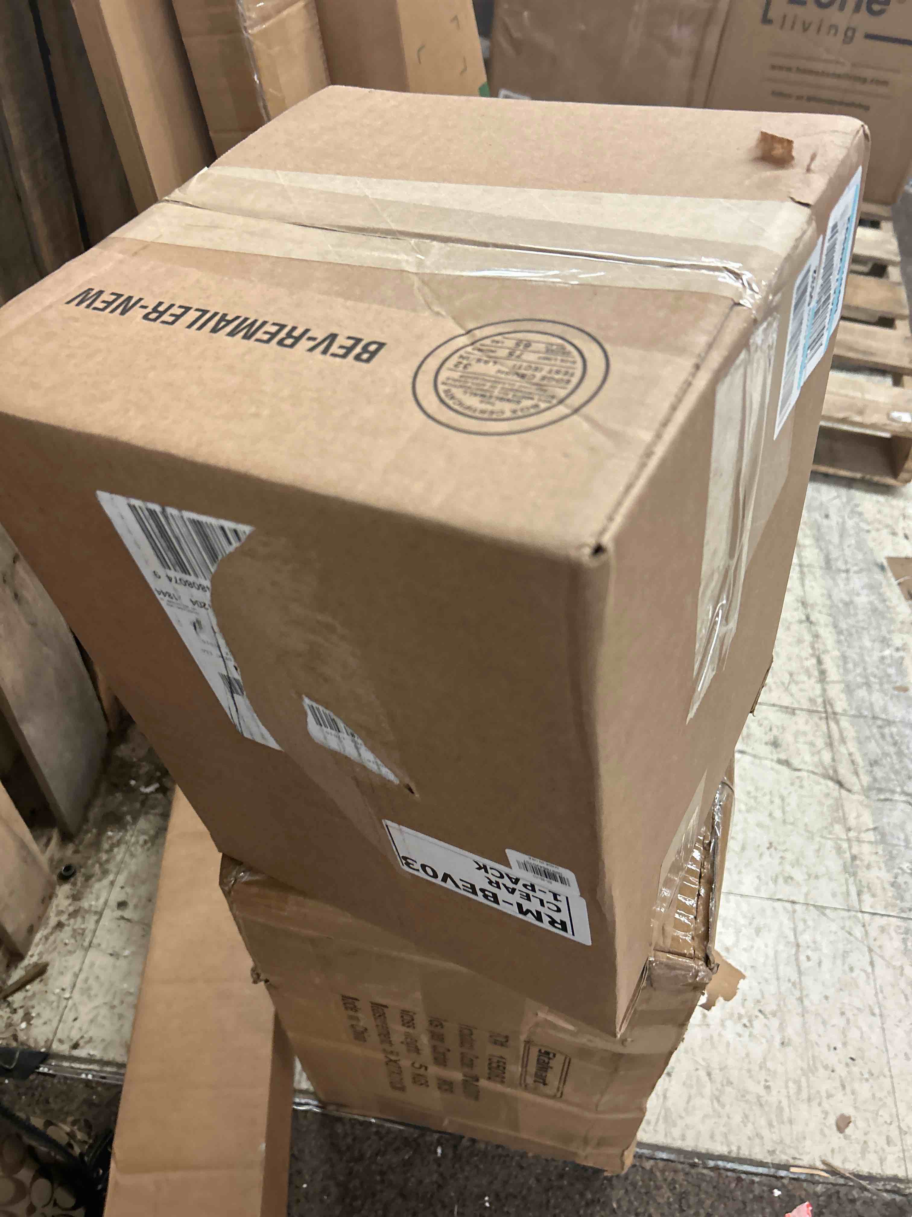 https://s3.amazonaws.com/lotting-images-prod/phillipi/RED4124669_1688064894386.jpeg