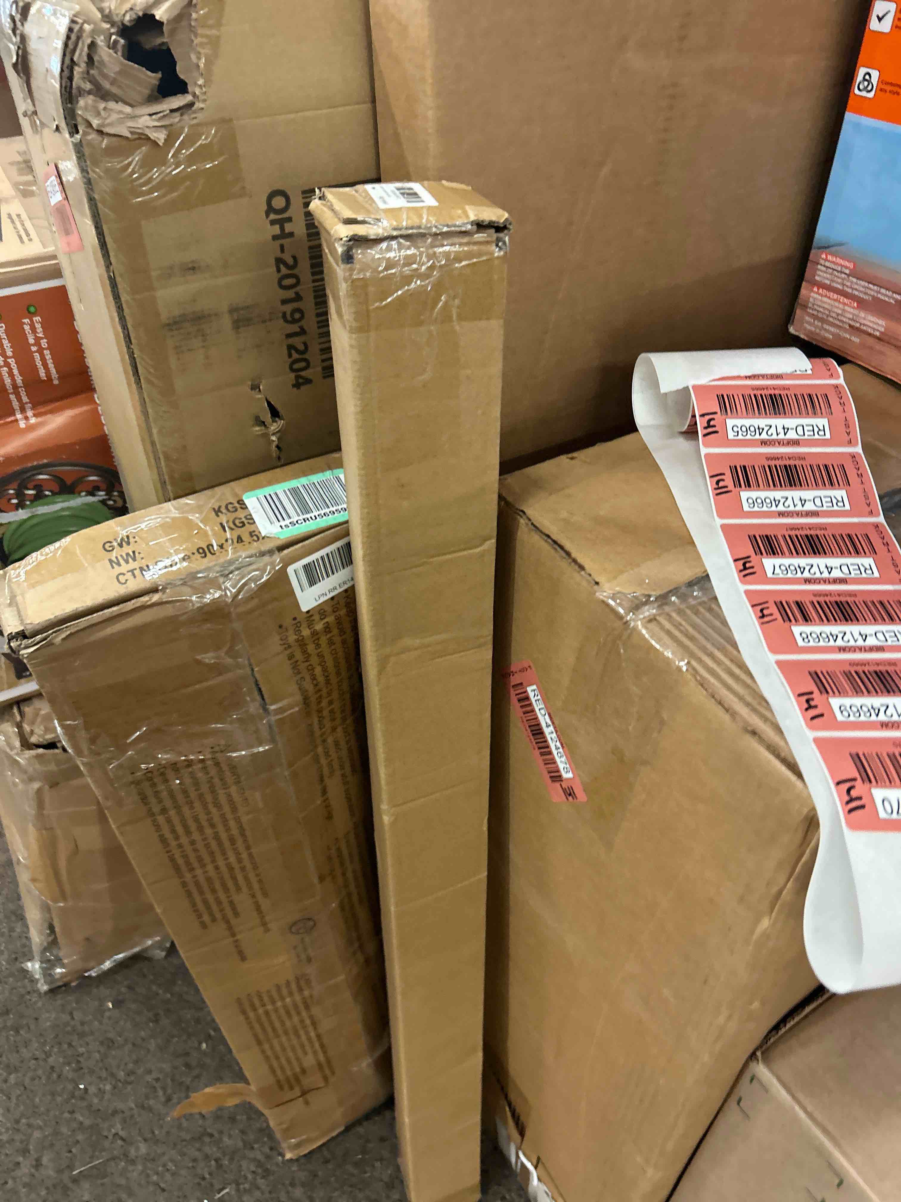 https://s3.amazonaws.com/lotting-images-prod/phillipi/RED4124670_1688064752219.jpeg