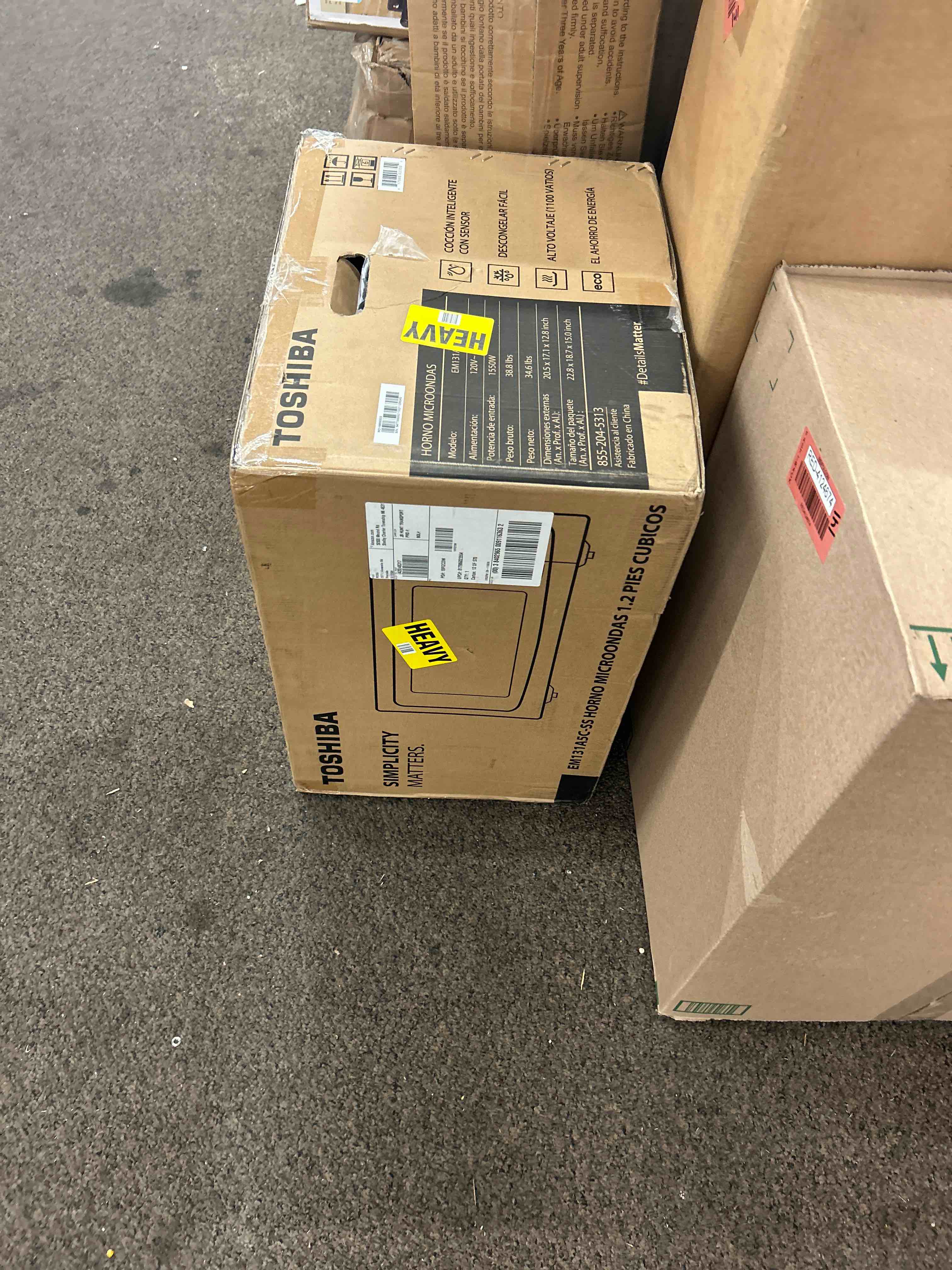 https://s3.amazonaws.com/lotting-images-prod/phillipi/RED4124672_1688064358432.jpeg