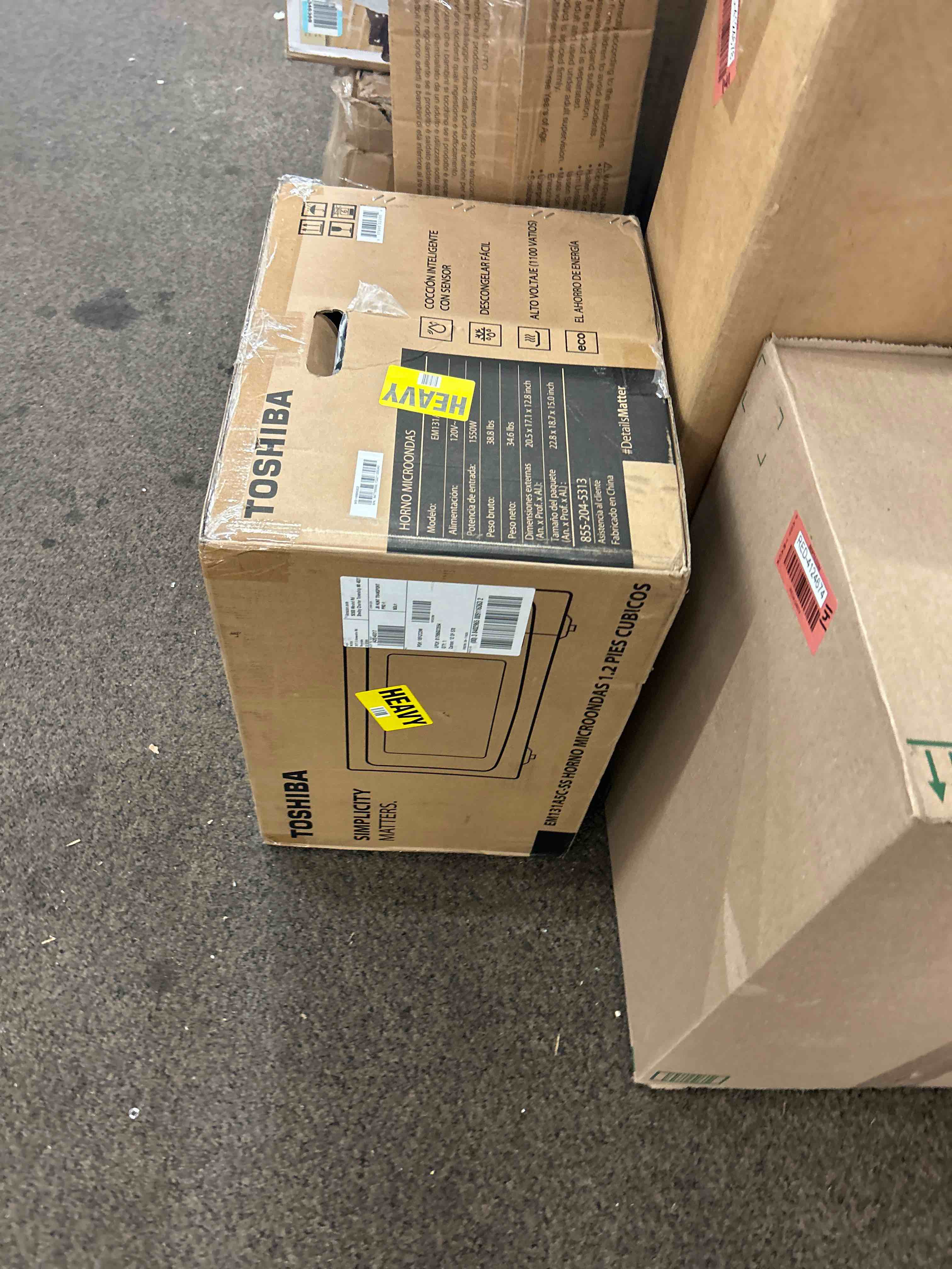 https://s3.amazonaws.com/lotting-images-prod/phillipi/RED4124672_1688064359938.jpeg