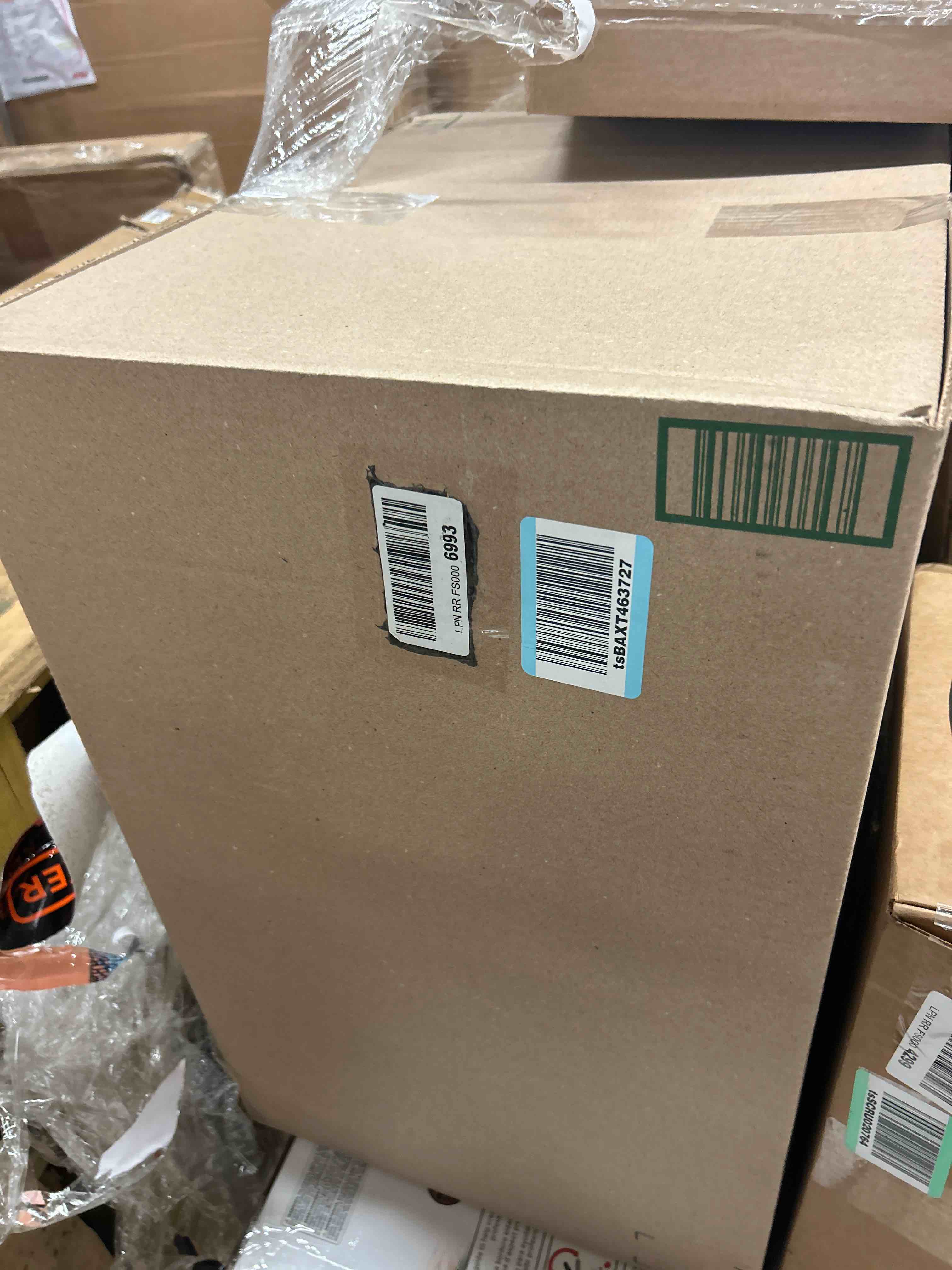 https://s3.amazonaws.com/lotting-images-prod/phillipi/RED4124674_1688064136775.jpeg