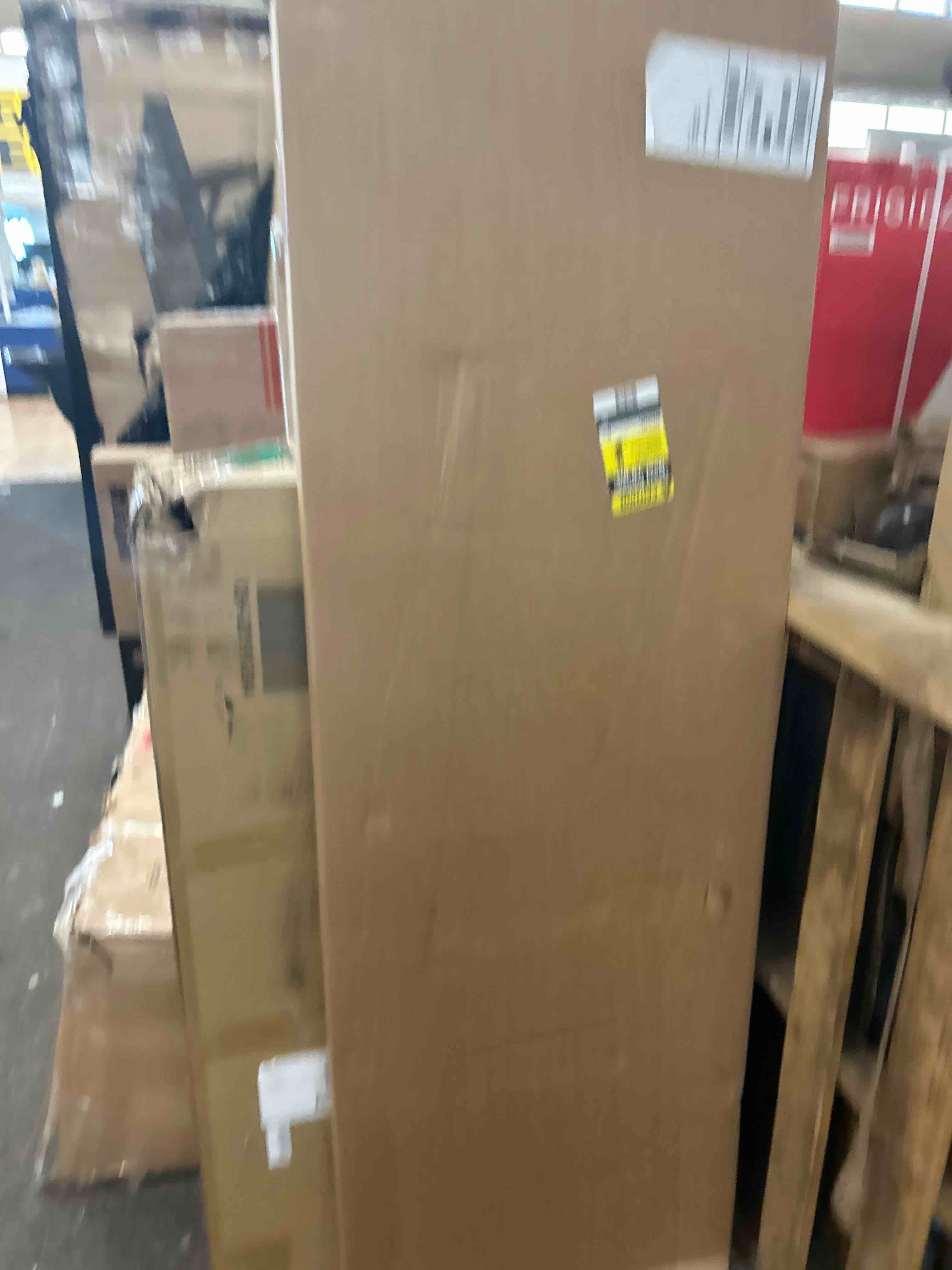 https://s3.amazonaws.com/lotting-images-prod/phillipi/RED4124681_1688063758927.jpeg