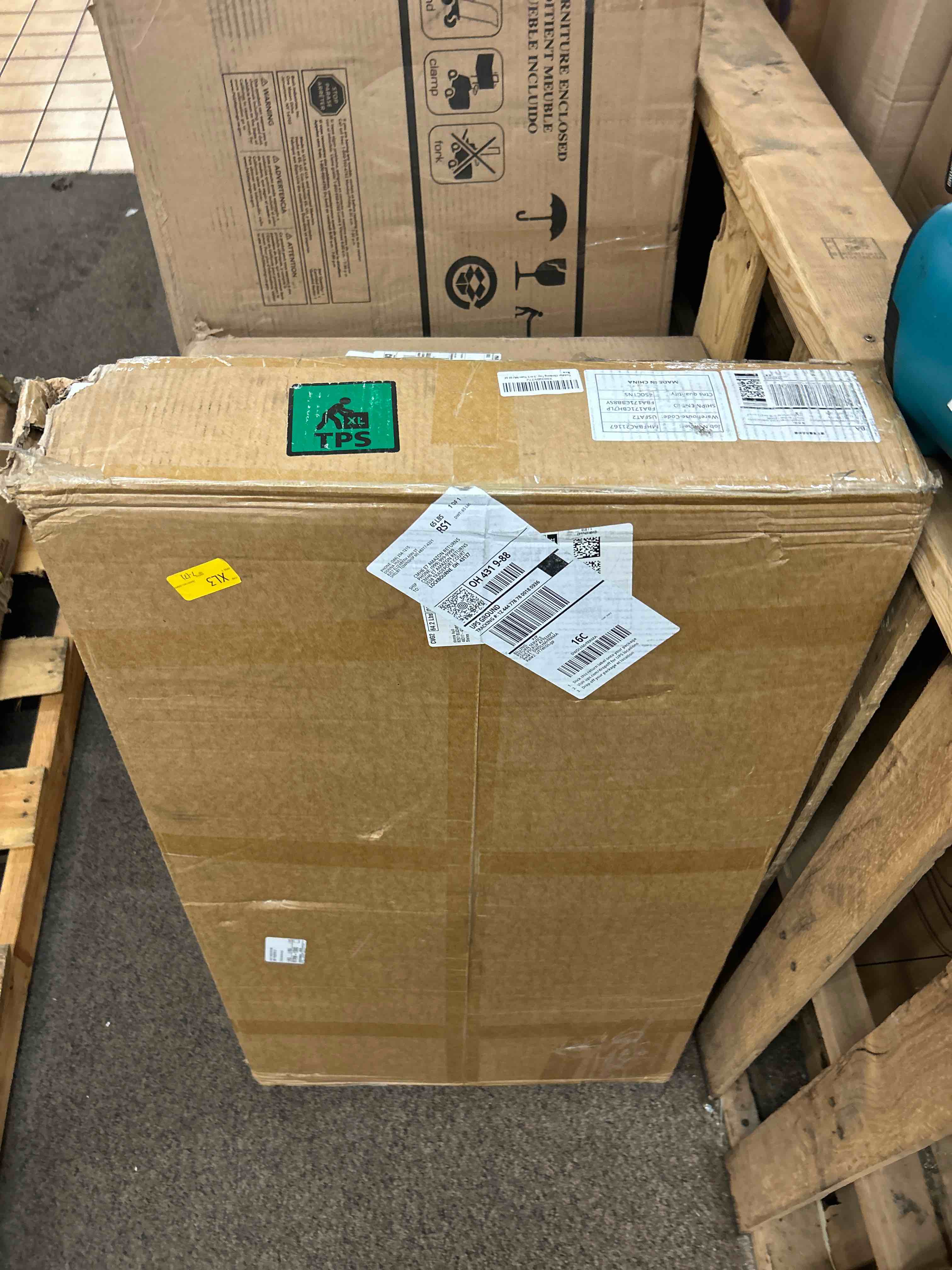 https://s3.amazonaws.com/lotting-images-prod/phillipi/RED4124702_1687875633909.jpeg