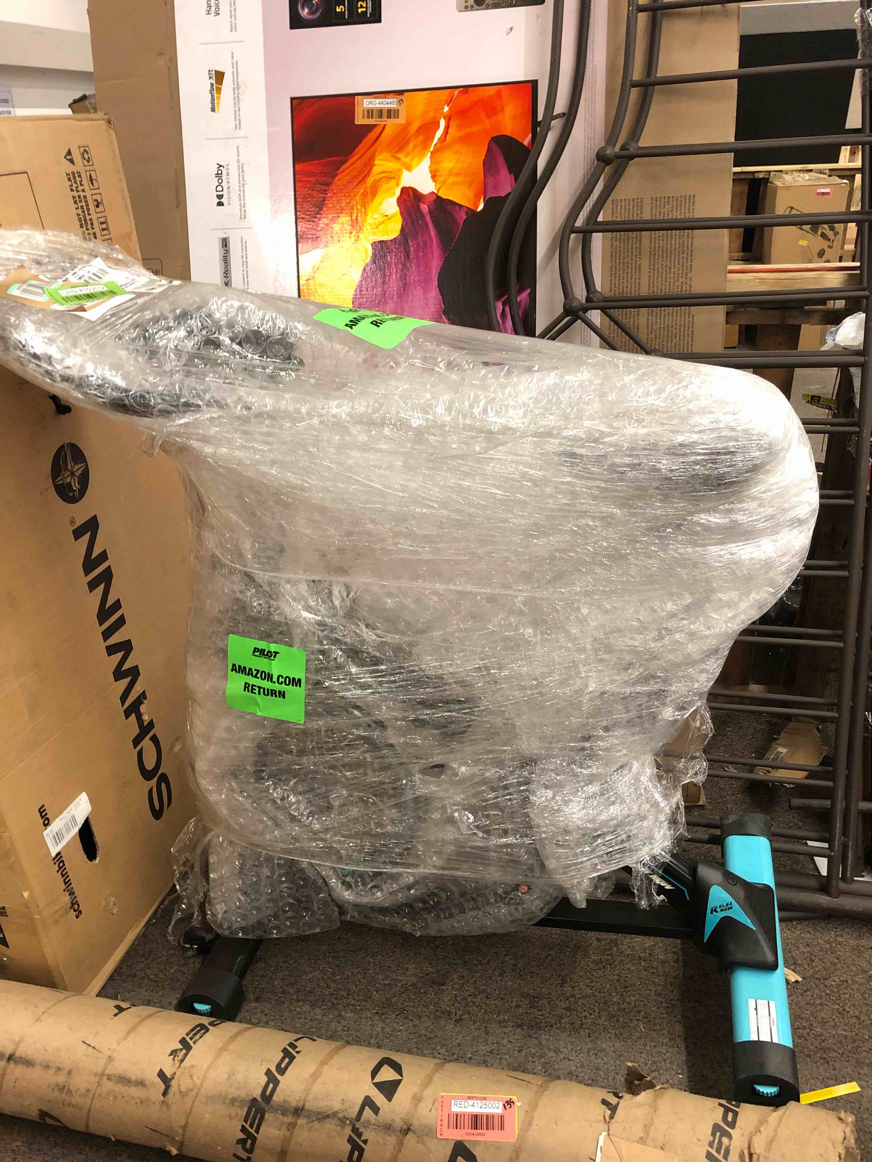 https://s3.amazonaws.com/lotting-images-prod/phillipi/RED4125001_1687794691513.jpeg