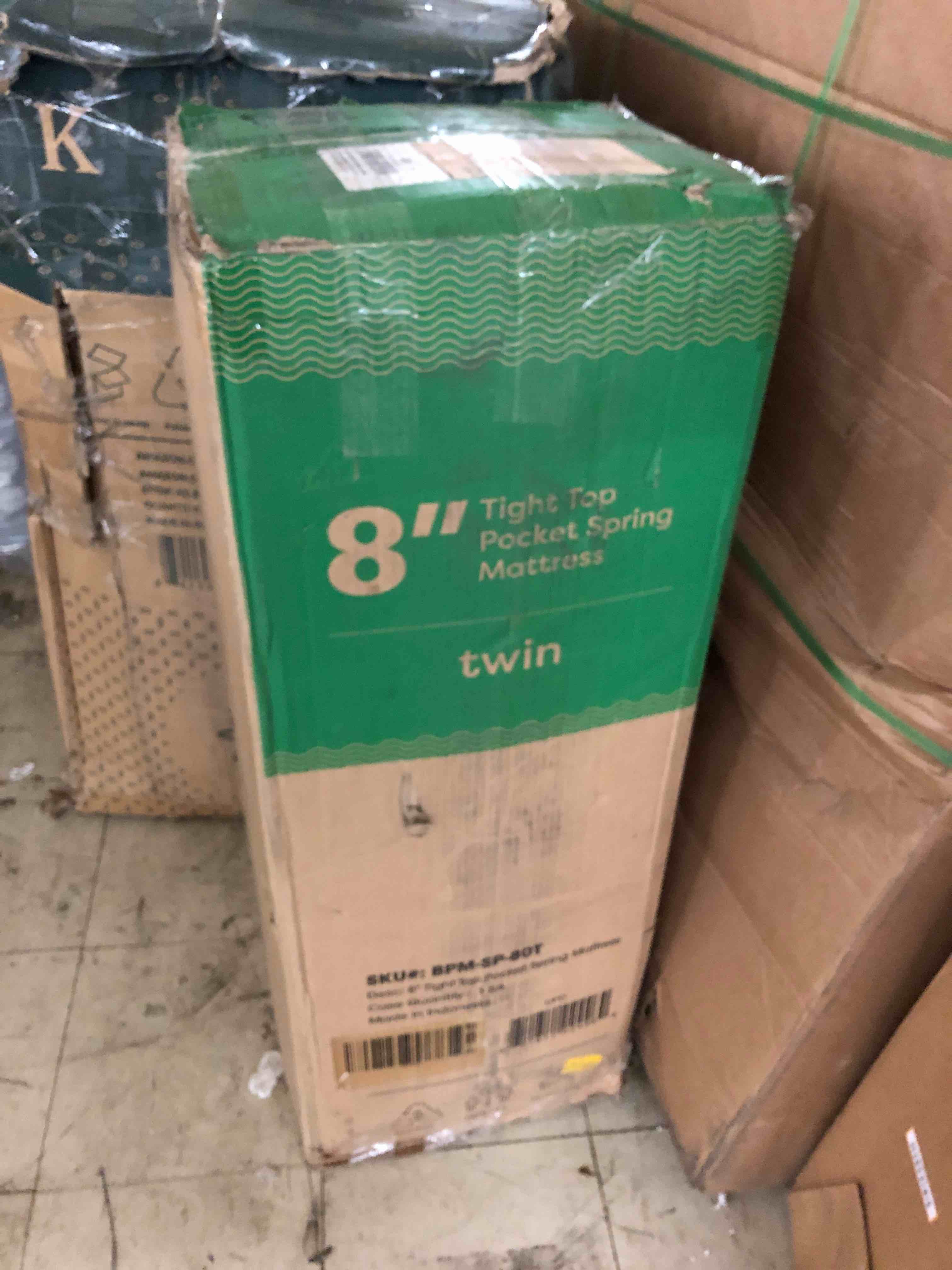 https://s3.amazonaws.com/lotting-images-prod/phillipi/RED4125812_1687887363662.jpeg