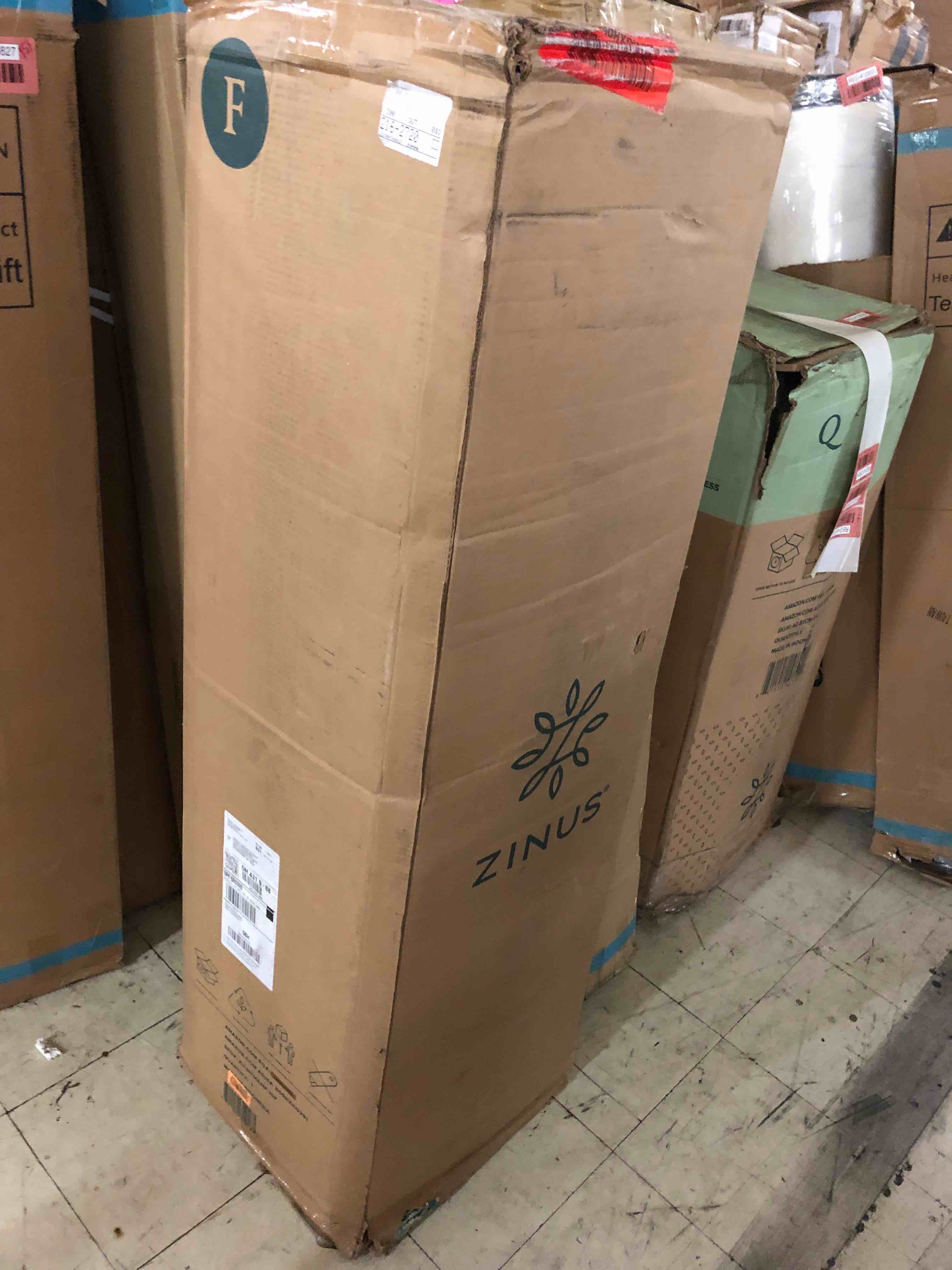 https://s3.amazonaws.com/lotting-images-prod/phillipi/RED4125834_1687890330850.jpeg