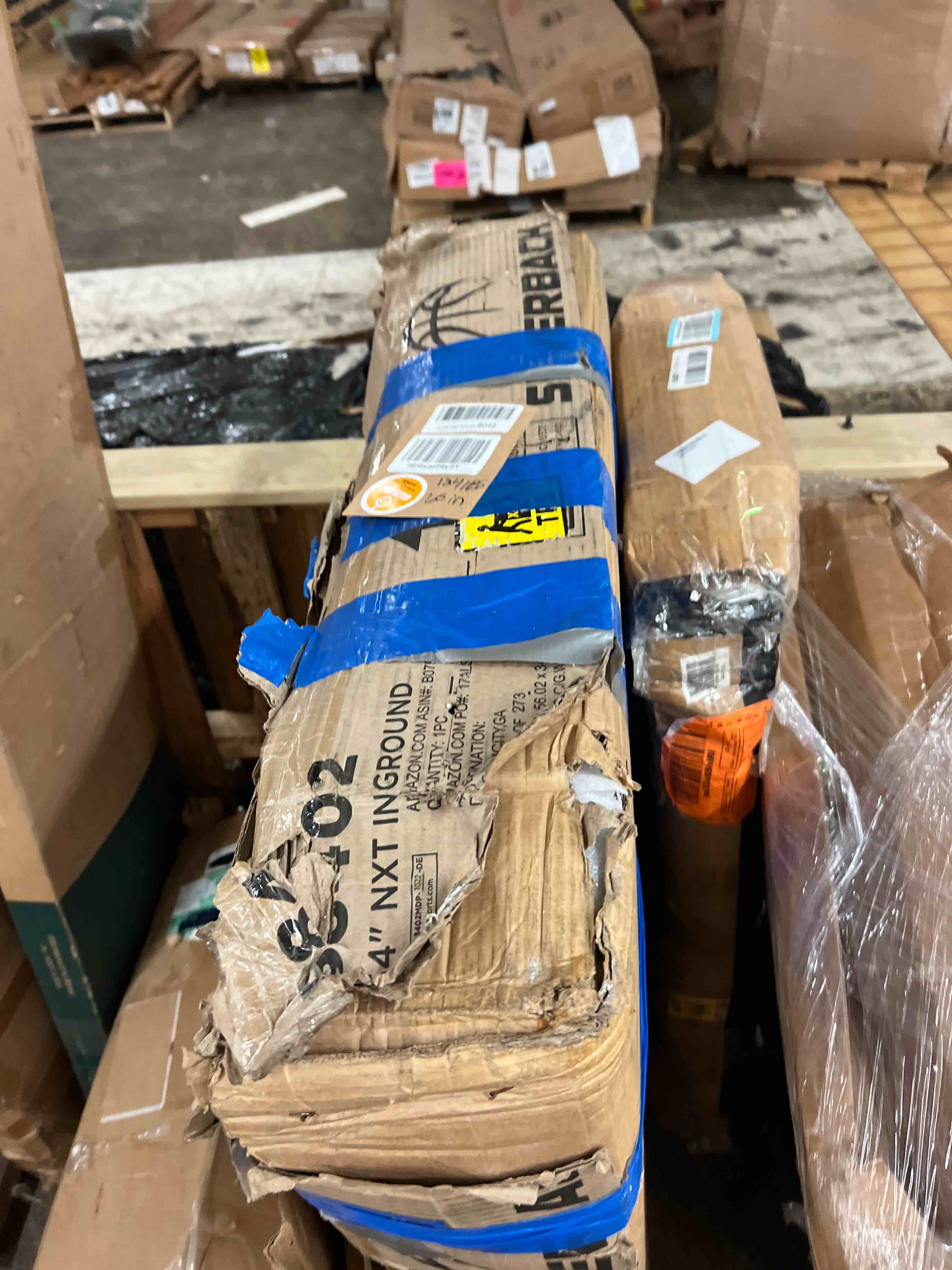 https://s3.amazonaws.com/lotting-images-prod/phillipi/RED4126744_1690396587823.jpeg