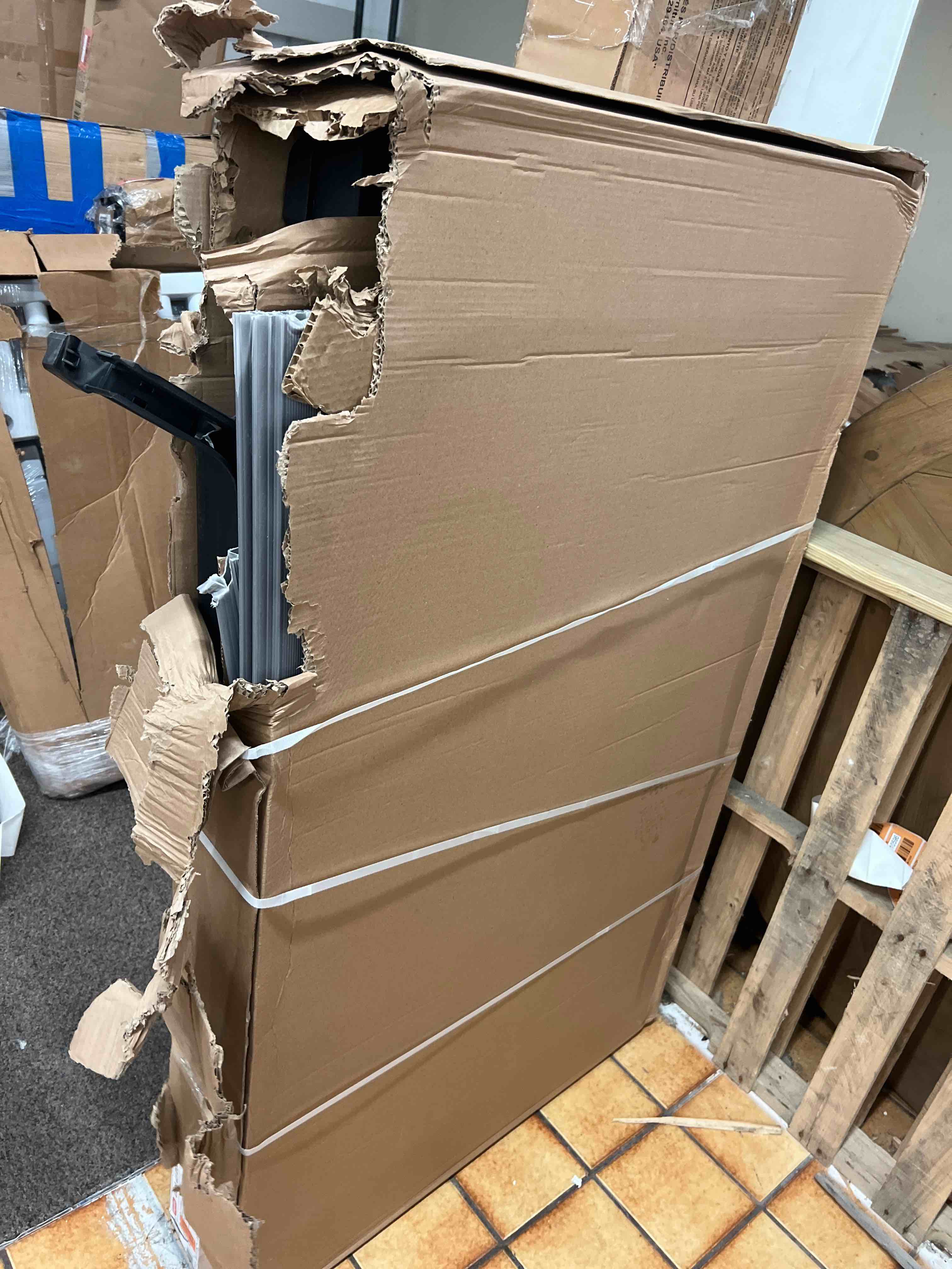 https://s3.amazonaws.com/lotting-images-prod/phillipi/RED4126747_1690397950001.jpeg