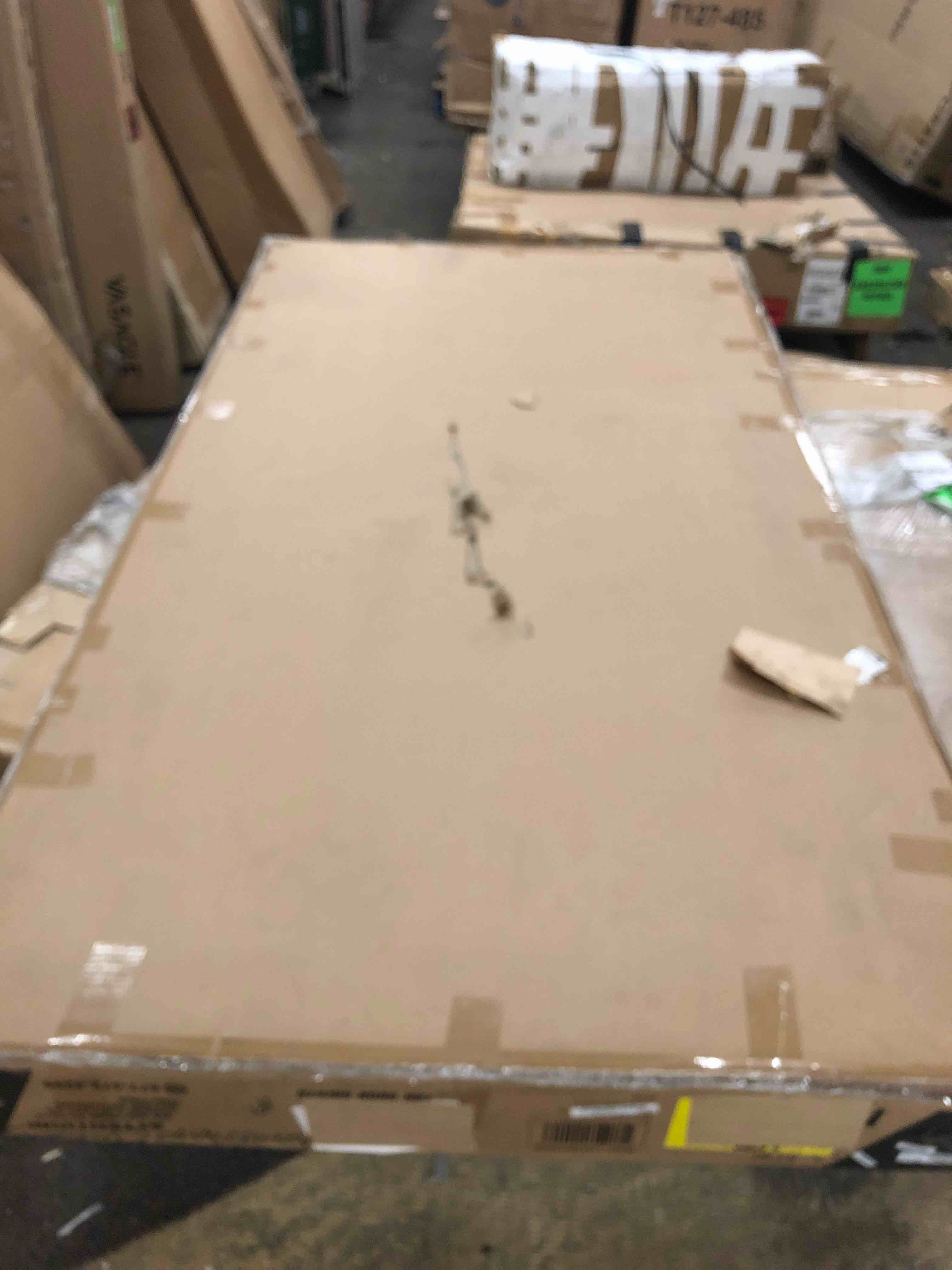 https://s3.amazonaws.com/lotting-images-prod/phillipi/RED4126881_1690564142317.jpeg